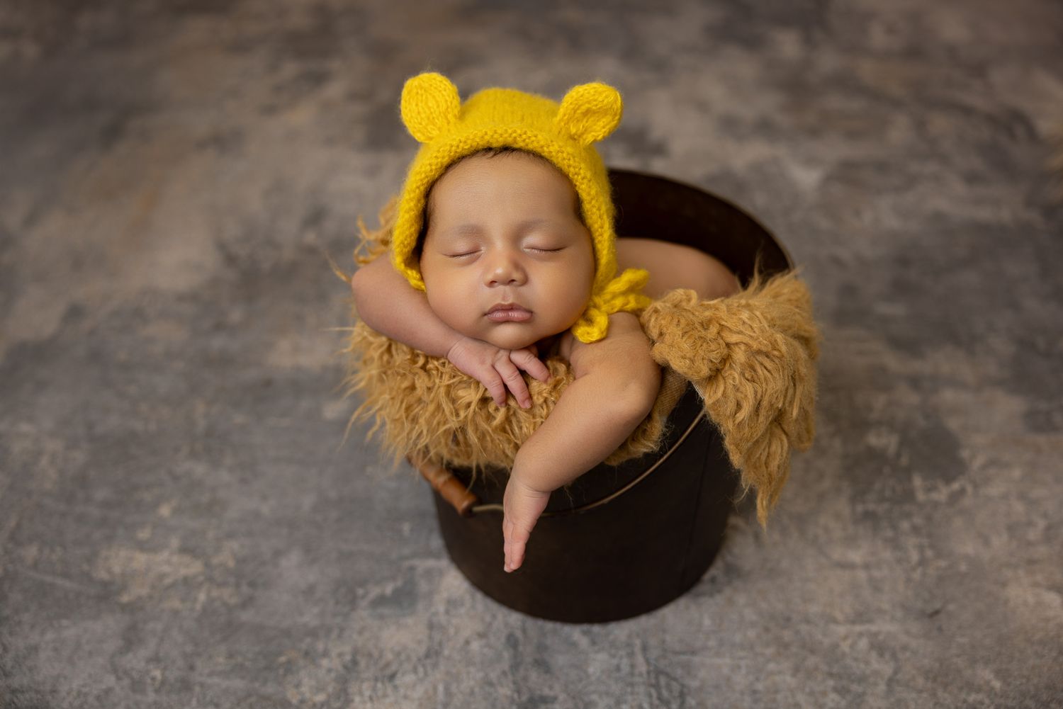 Vista CA newborn photography studio offering posed baby portraits with wraps and props by Sarah Bracci Photographics.
