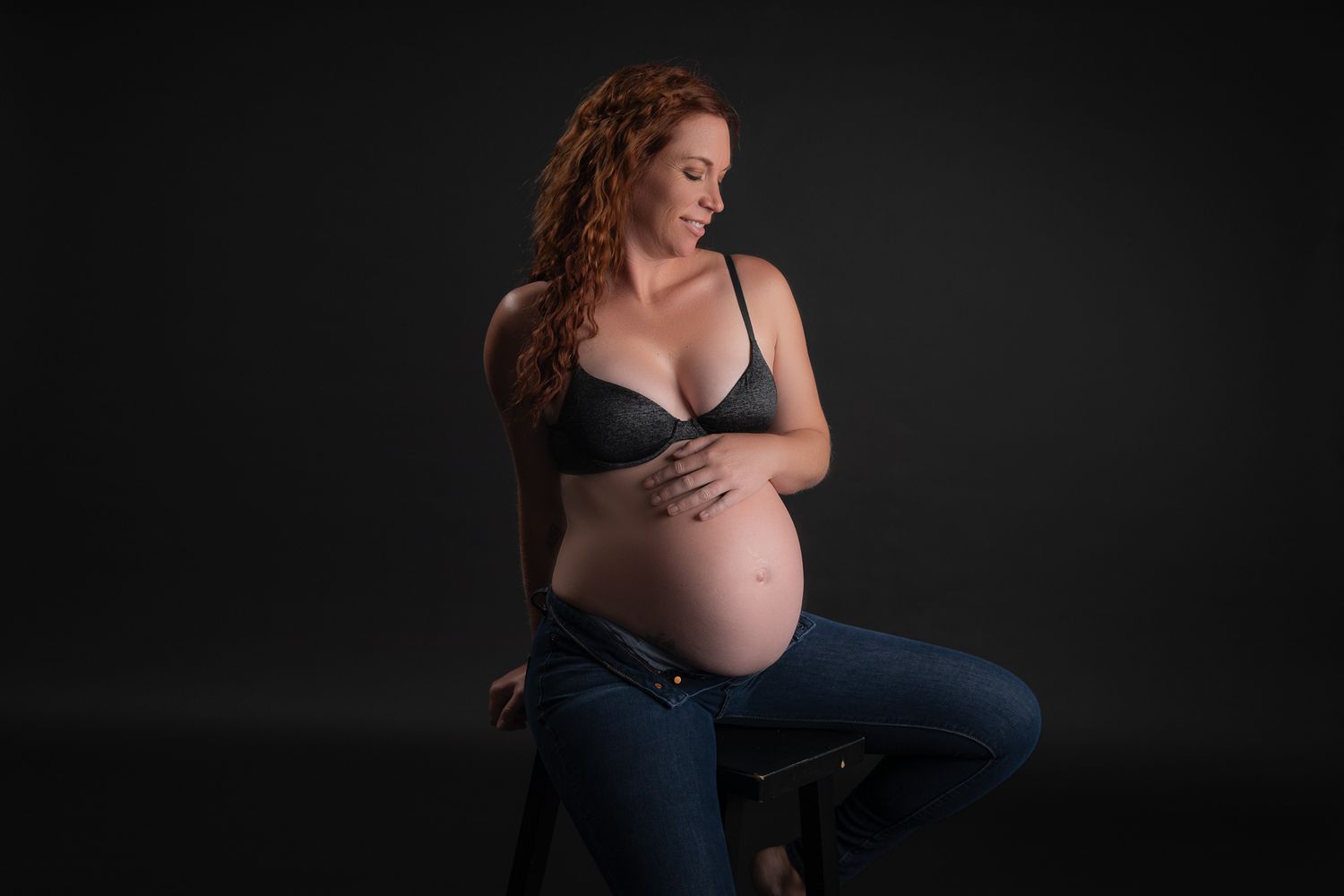 Professional maternity photography in Bonsall CA capturing motherhood before baby arrives
