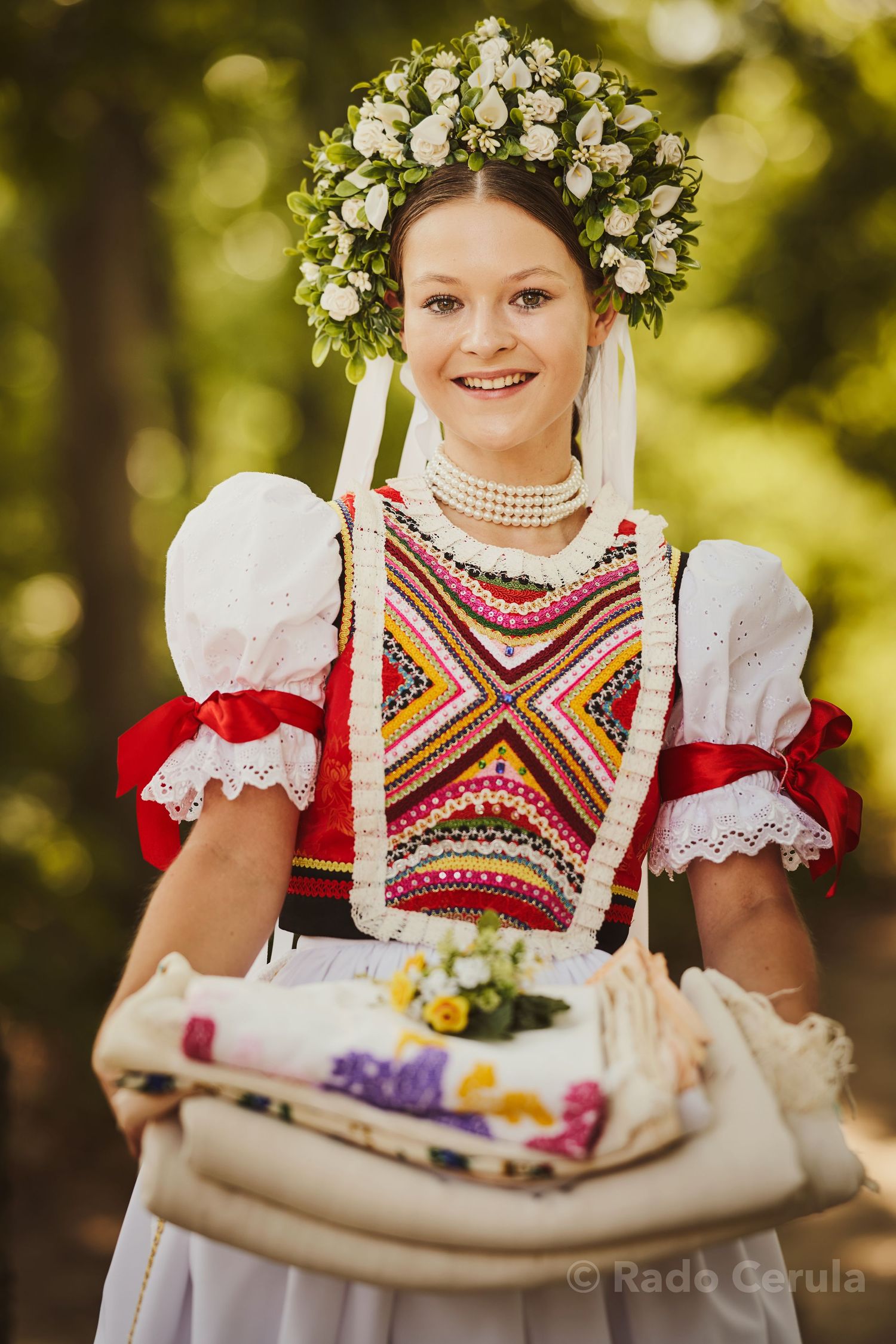 Pribeh nevesty_kroj-zemplin-folklor-rado-cerula.jpg