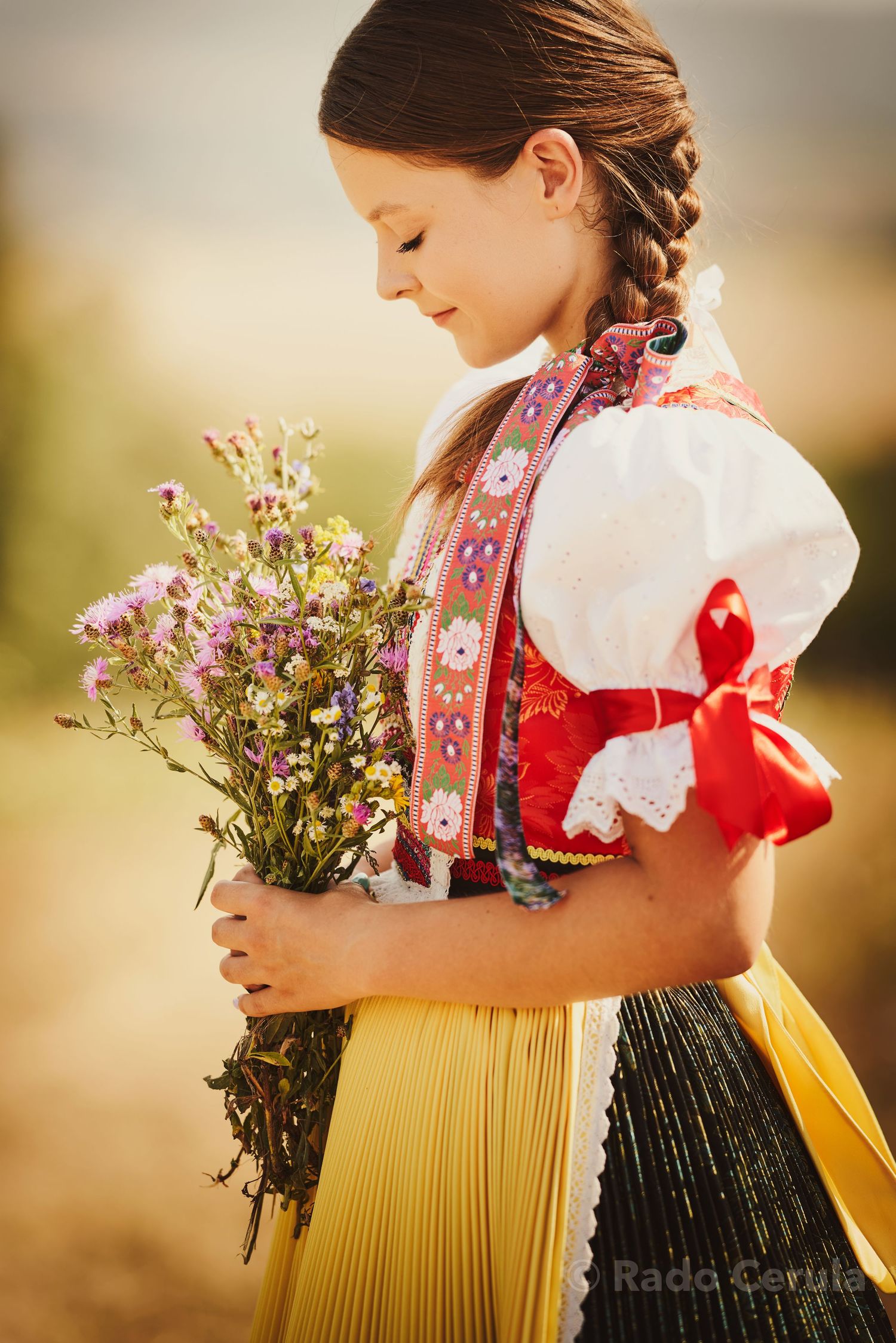 Pribeh nevesty_kroj-zemplin-folklor-rado-cerula.jpg