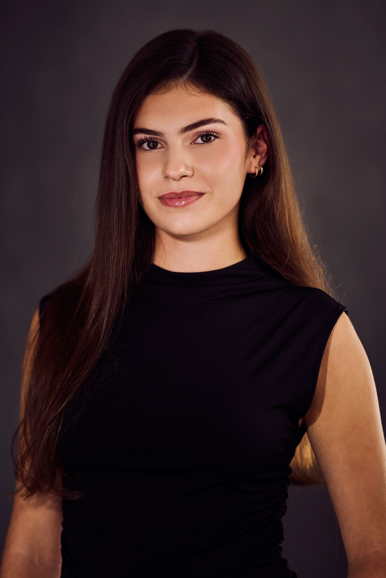 Portrét v ateliéri – portrétny fotograf I portret-atelier-rado-cerula.jpg