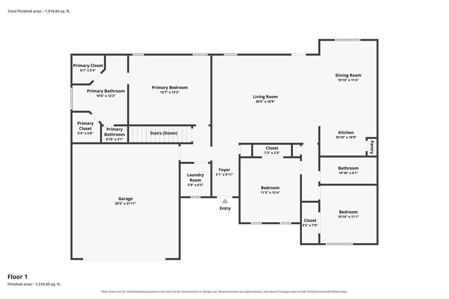 Residential first-floor plan showing room layout and dimensions