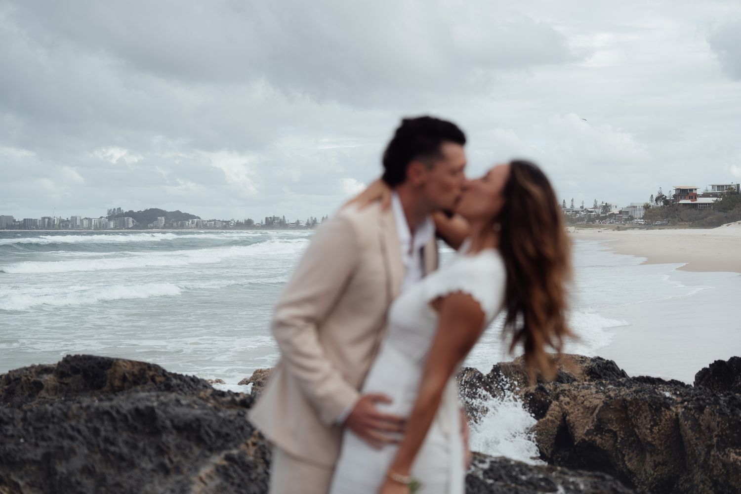 Man and women kissing after getting eloped on the Gold Coast