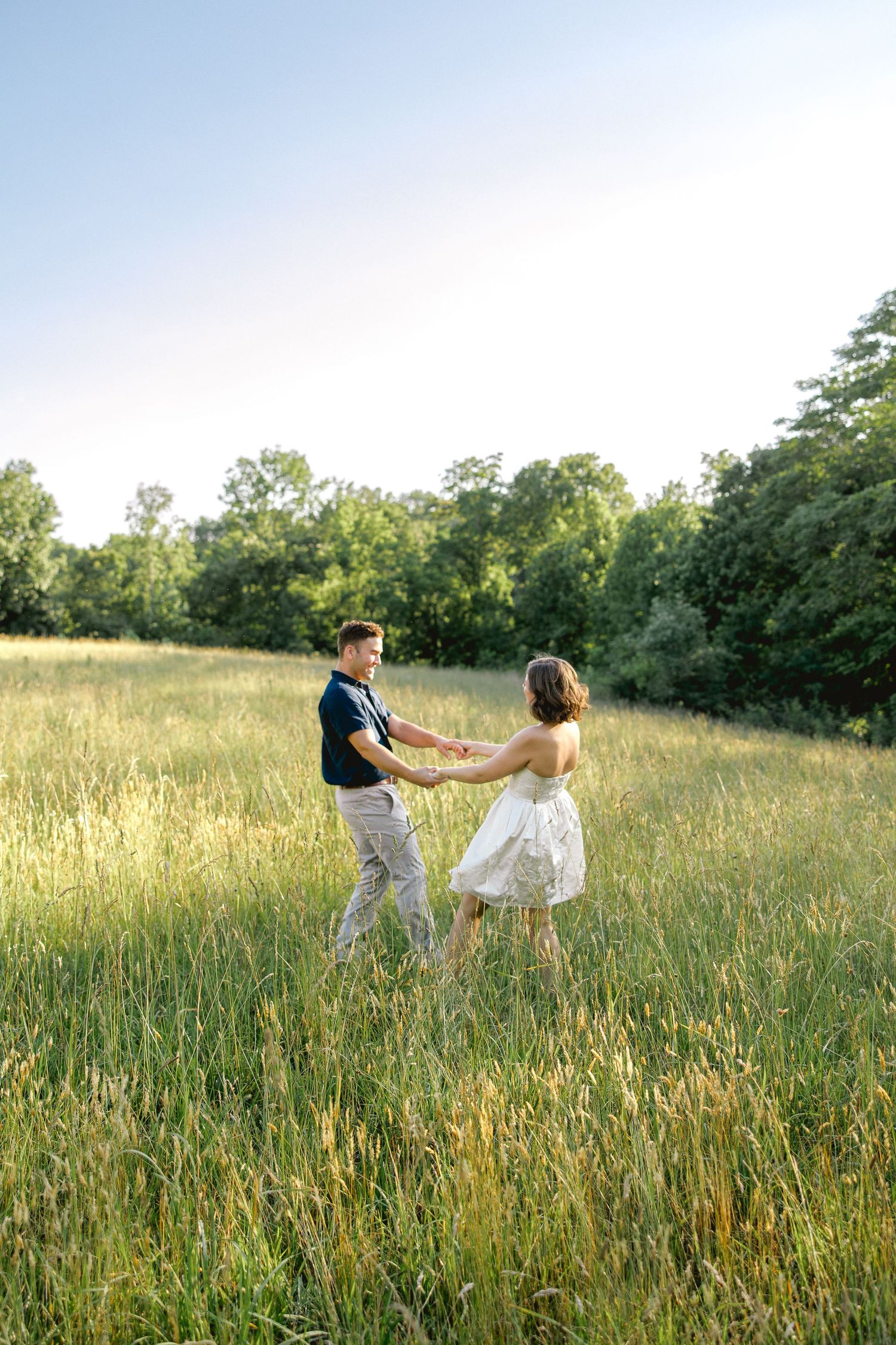 Cookeville Wedding & Family photographer, Middle TN Wedding and Family Photographer, Cookeville Portrait Photographer, Natural posing, Love