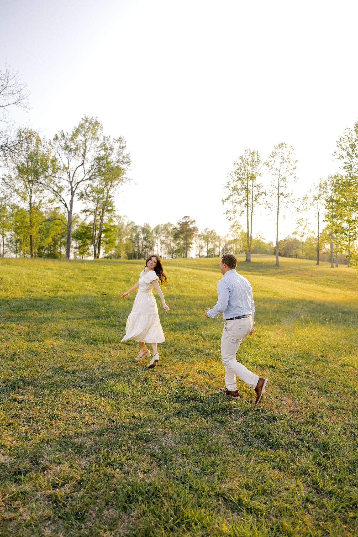 Cookeville TN Family and Portrait Photographer, Middle TN Wedding and Lifestyle Photographer, Heirloom Portraits, Motherhood and Newborn