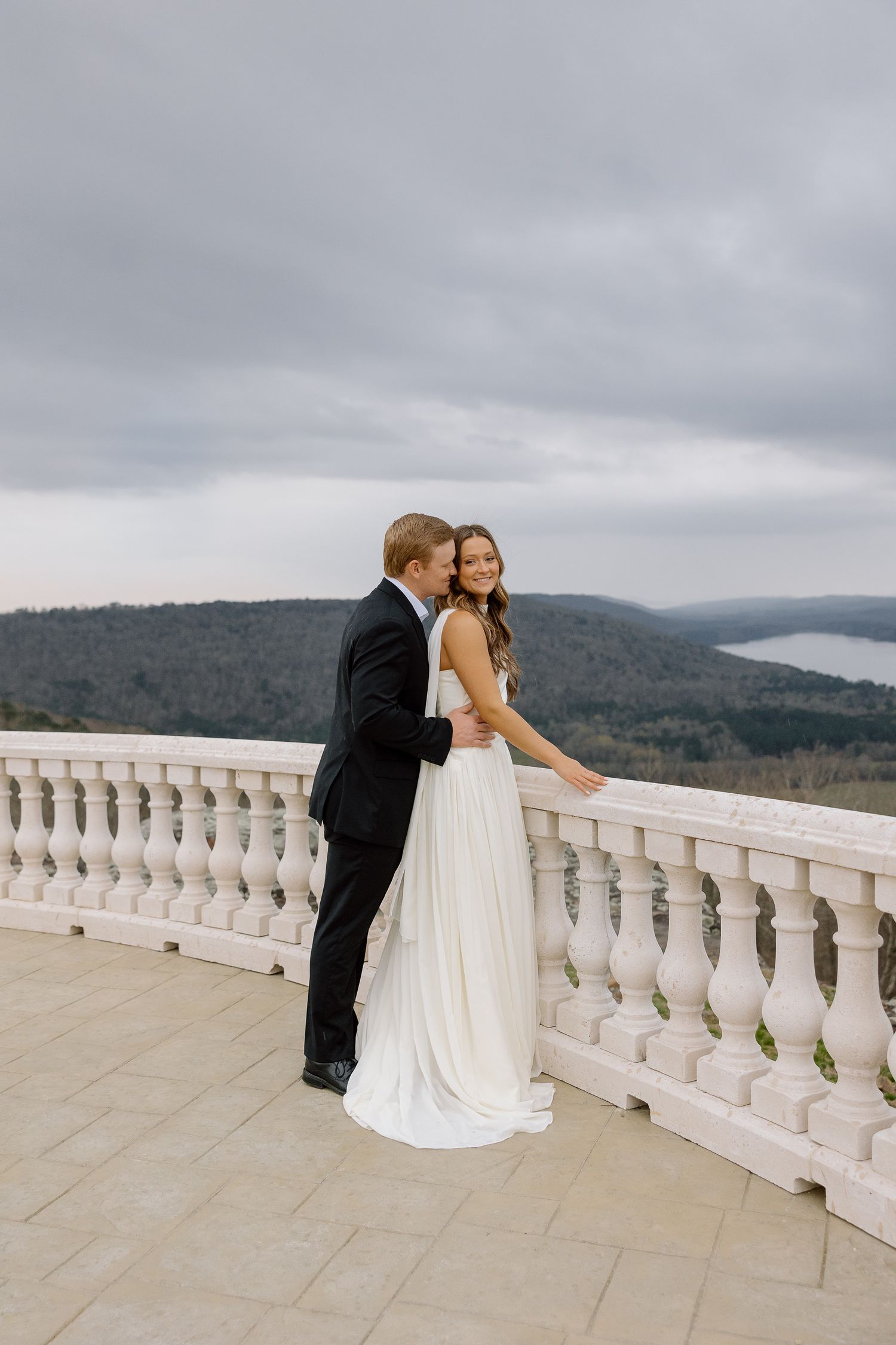 Cookeville TN Family and Portrait Photographer, Middle TN Wedding and Lifestyle Photographer, Heirloom Portraits, Motherhood and Newborn