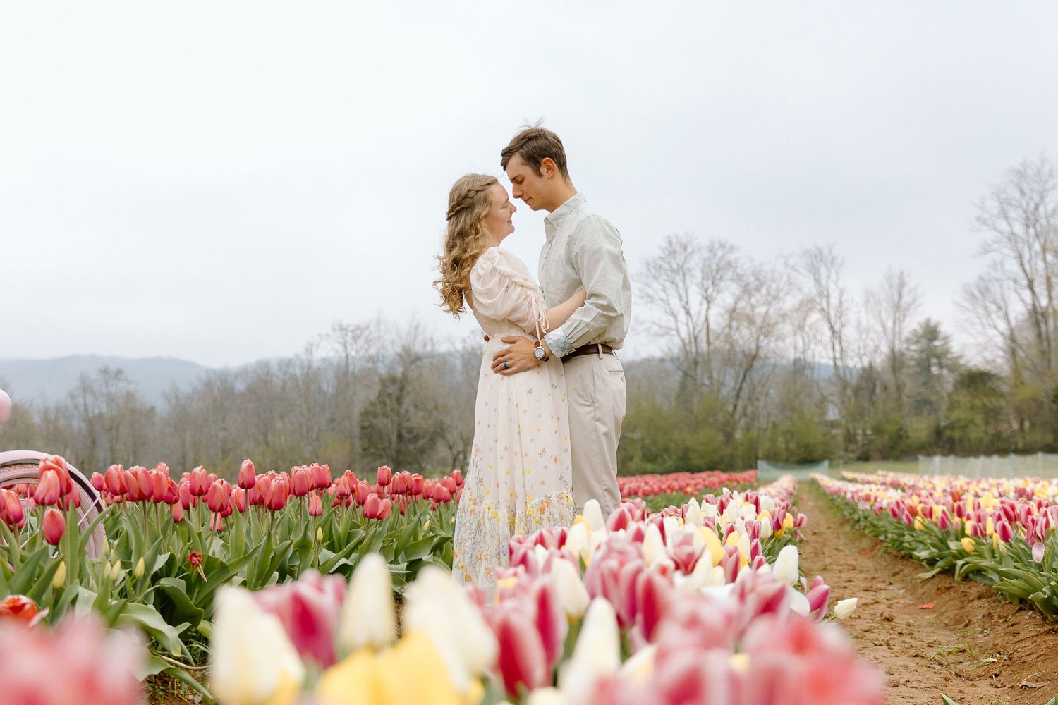 Cookeville TN Family and Portrait Photographer, Middle TN Wedding and Senior Photographer, Heirloom Portraits, Motherhood and Newborn