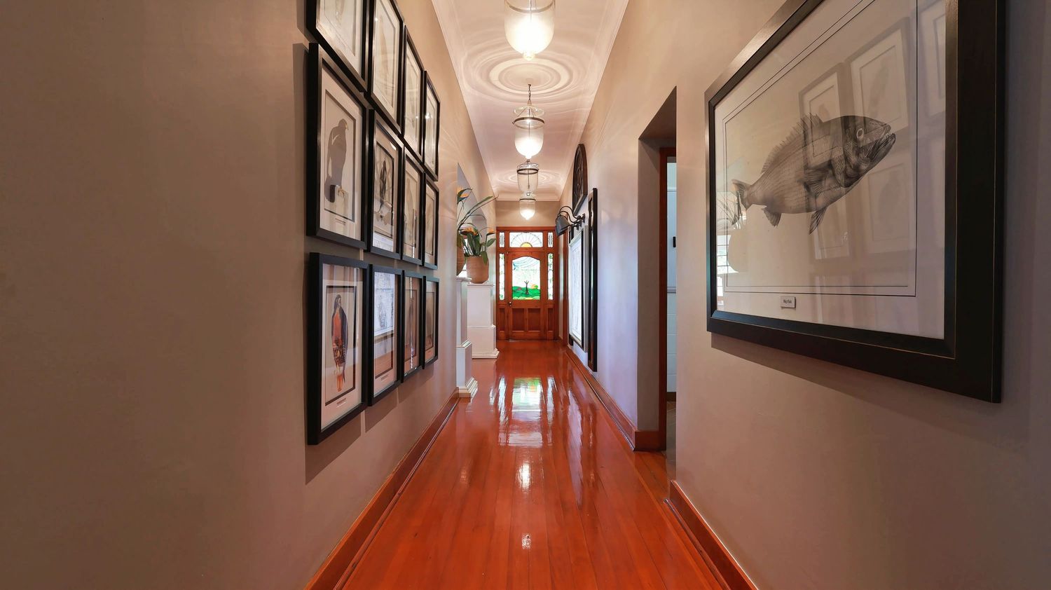 Property photography including, real estate, AirBnb, holiday accommodation, lodges, hotels, self catering accommodation, guest houses