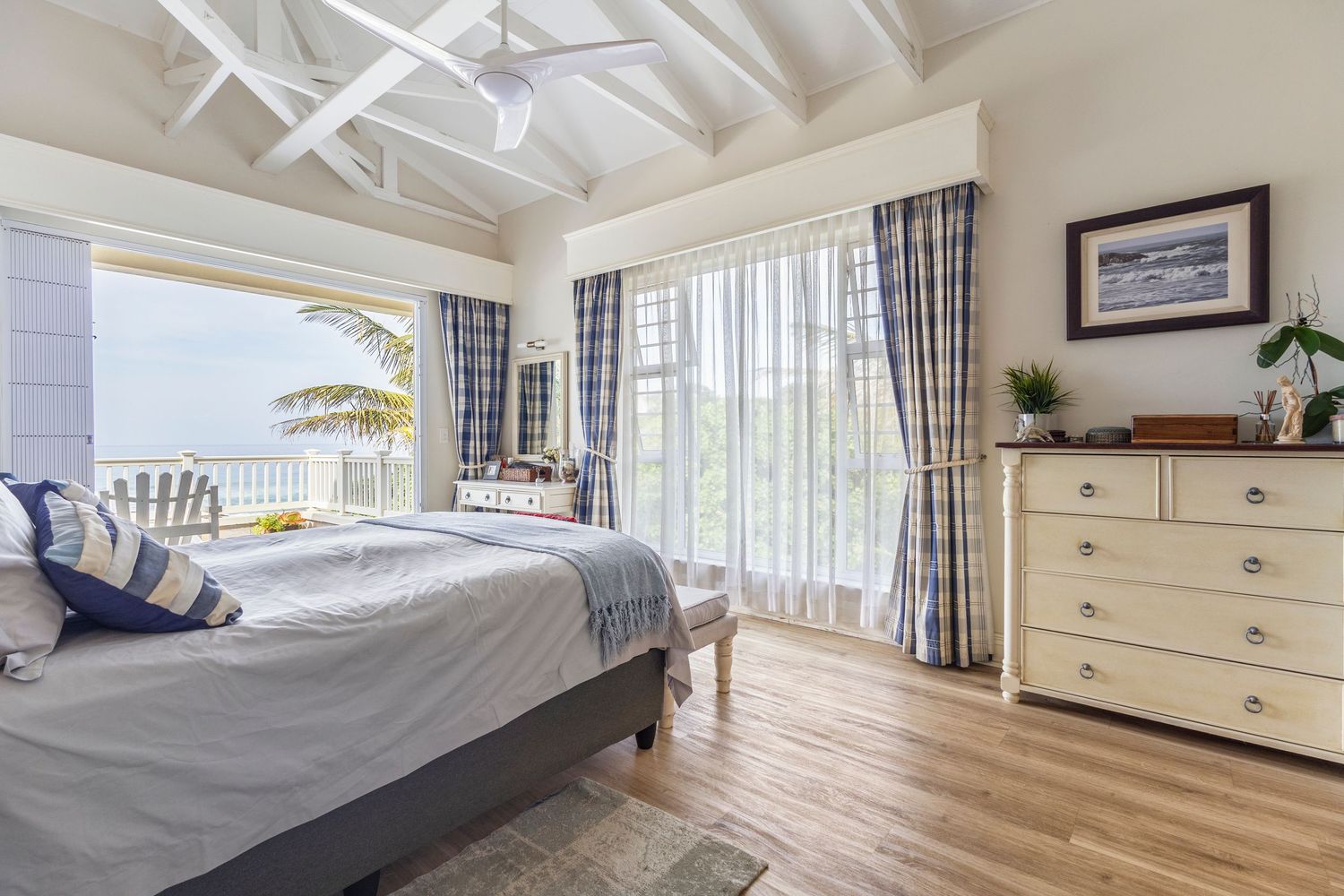 Property photography including, real estate, AirBnb, holiday accommodation, lodges, hotels, self catering accommodation, guest houses