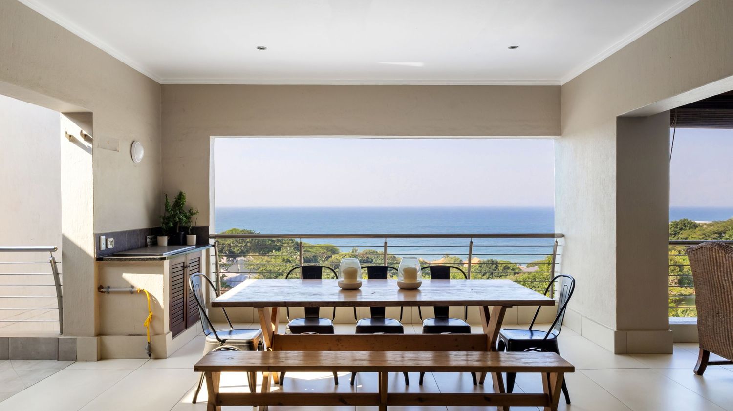 Property photography including, real estate, AirBnb, holiday accommodation, lodges, hotels, self catering accommodation, guest houses