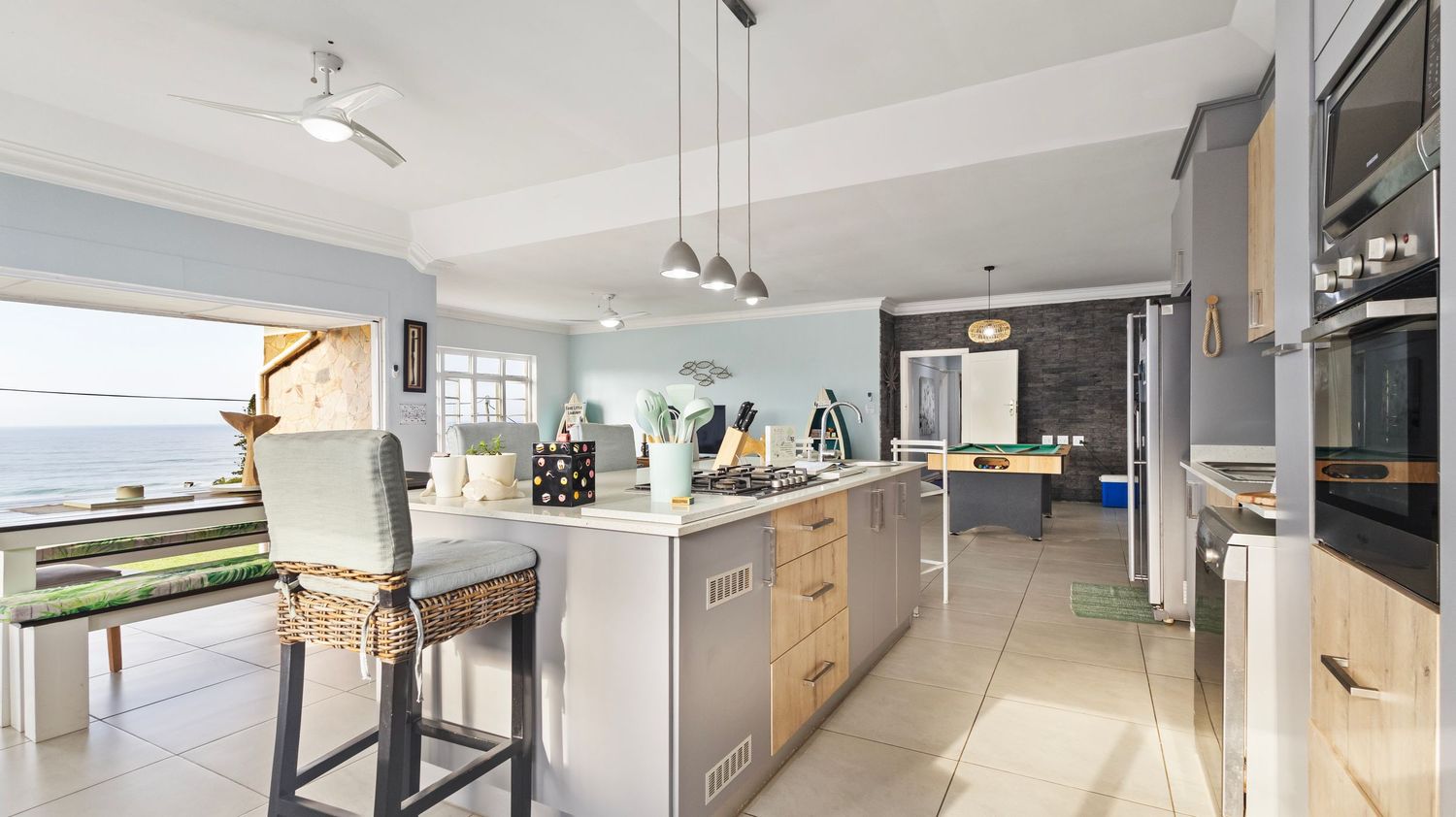Property photography including, real estate, AirBnb, holiday accommodation, lodges, hotels, self catering accommodation, guest houses