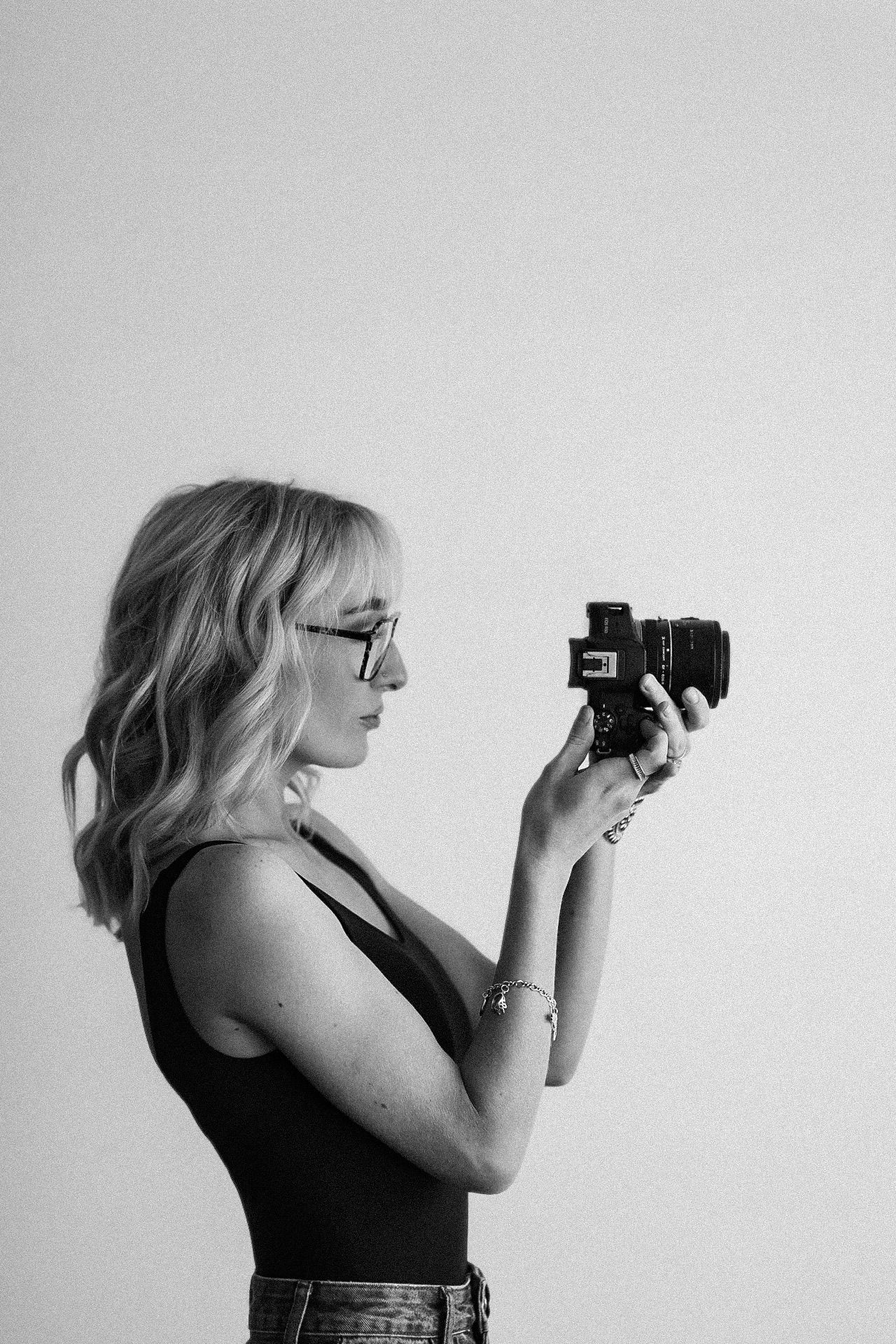 Lola, founder of Perry Posed, warm and timeless photography brand in DFW