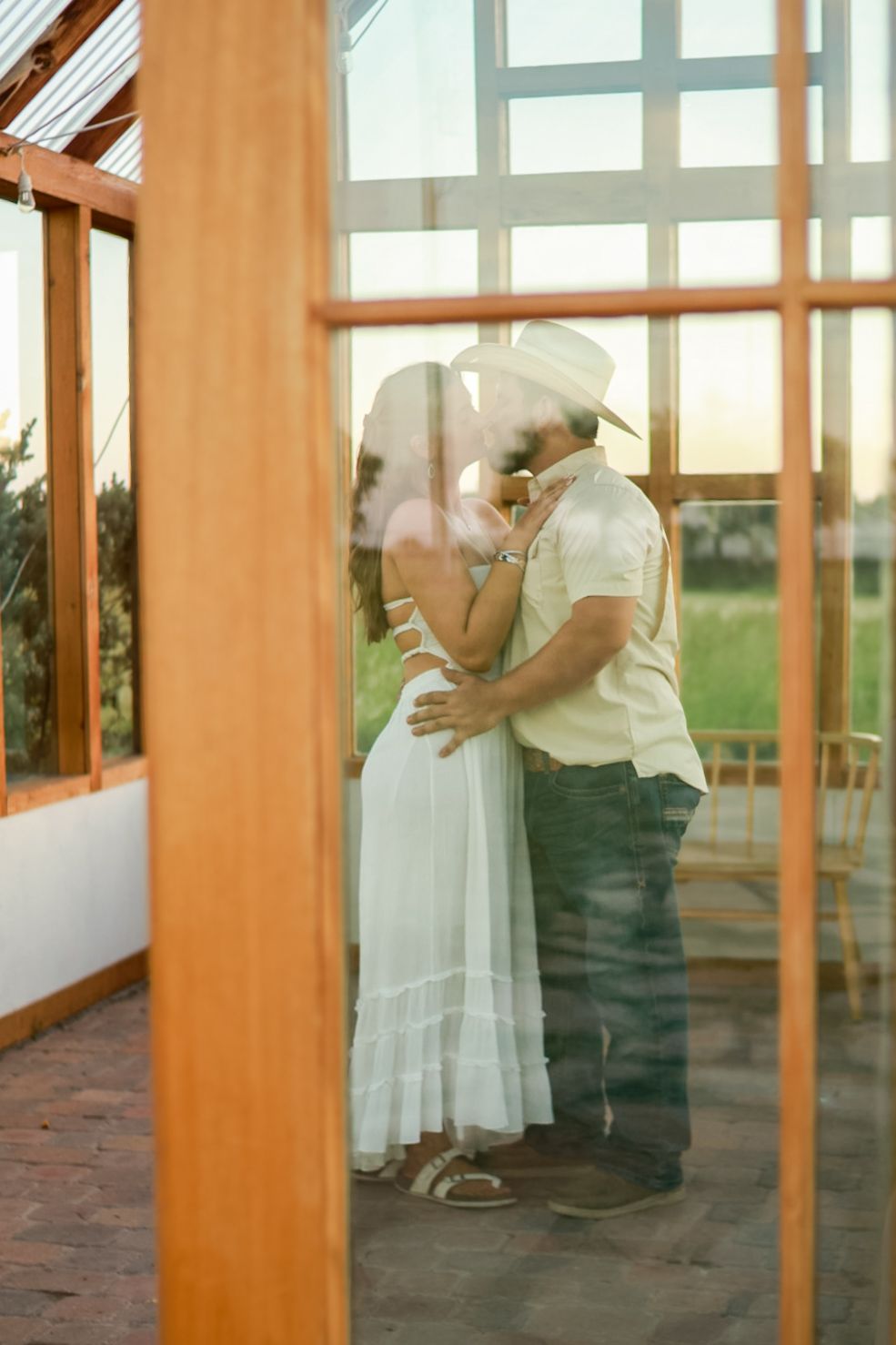 Engagement photo session at golden hour, Perry Posed luxury photography