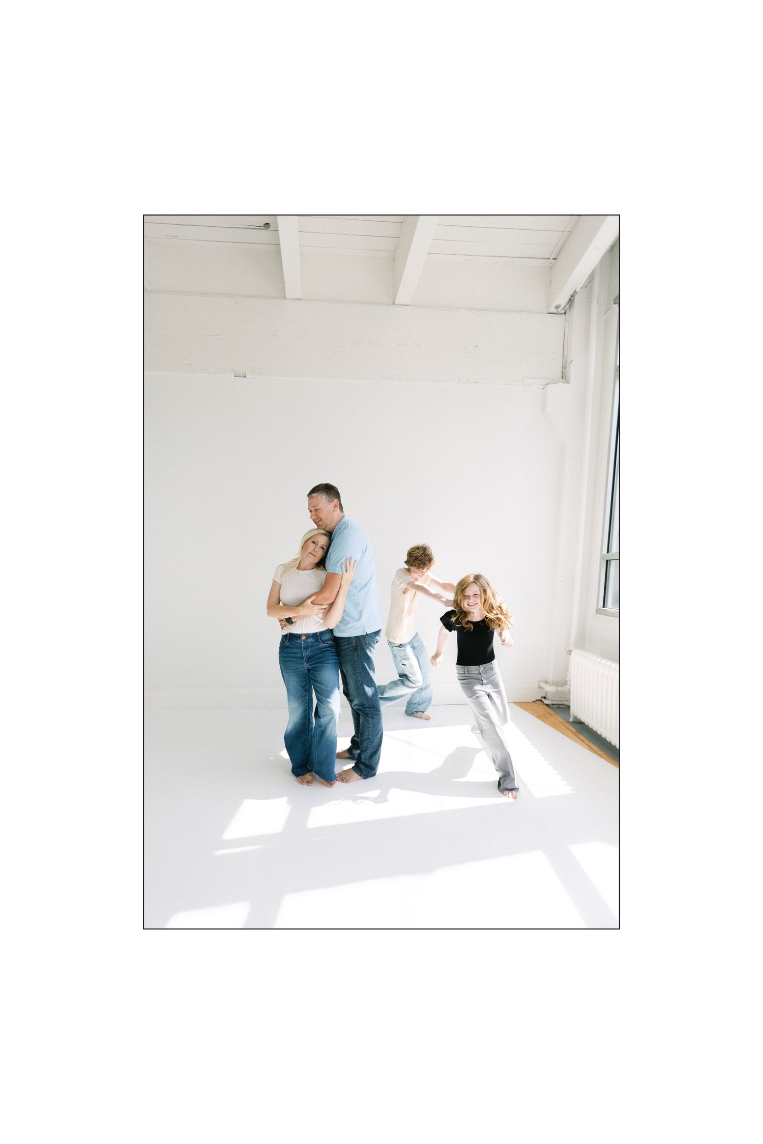 Seattle Editorial Family & Maternity Photography Captured by Dasha Denger of White Moth Studio