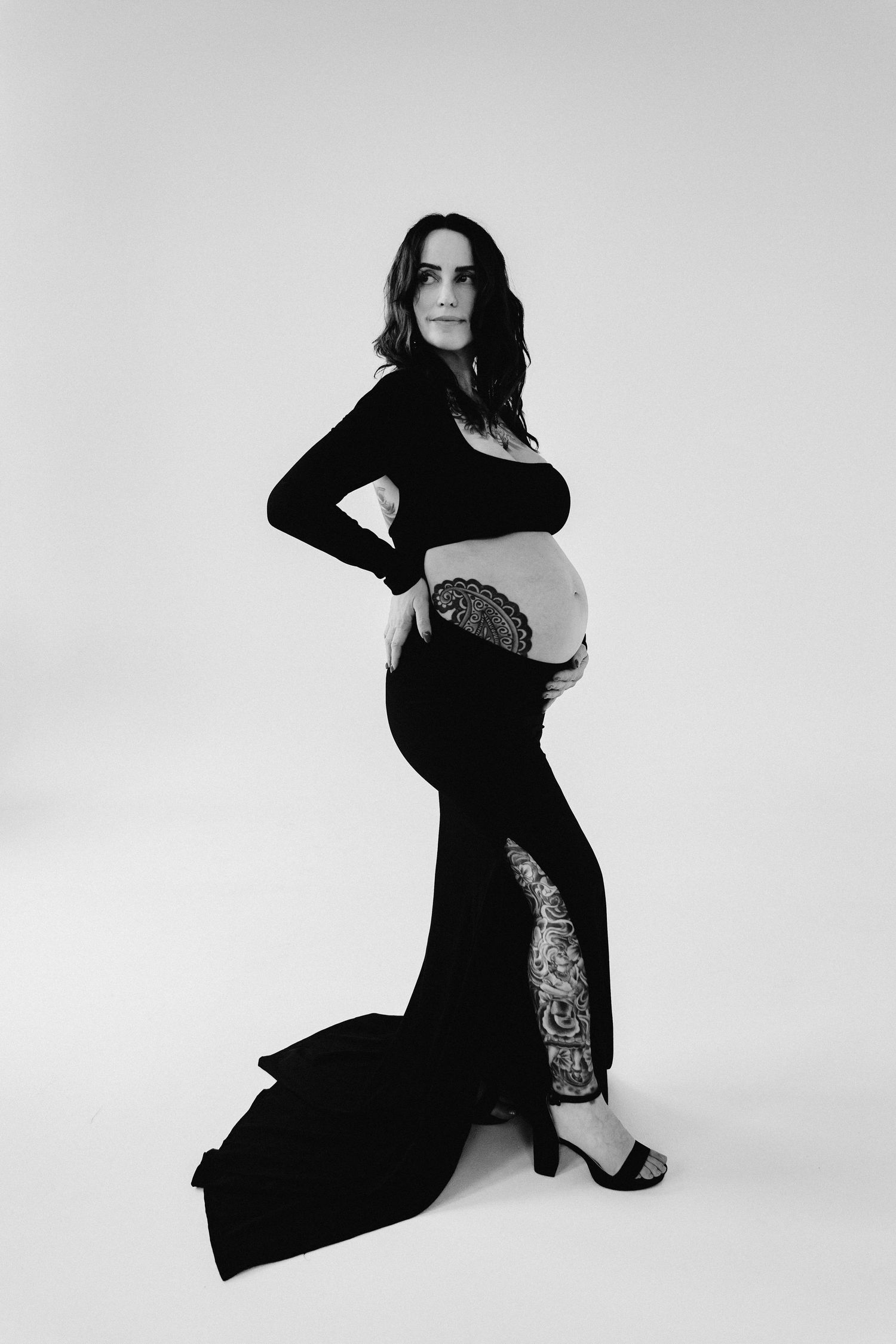 Seattle Editorial Family & Maternity Photography Captured by Dasha Denger of White Moth Studio