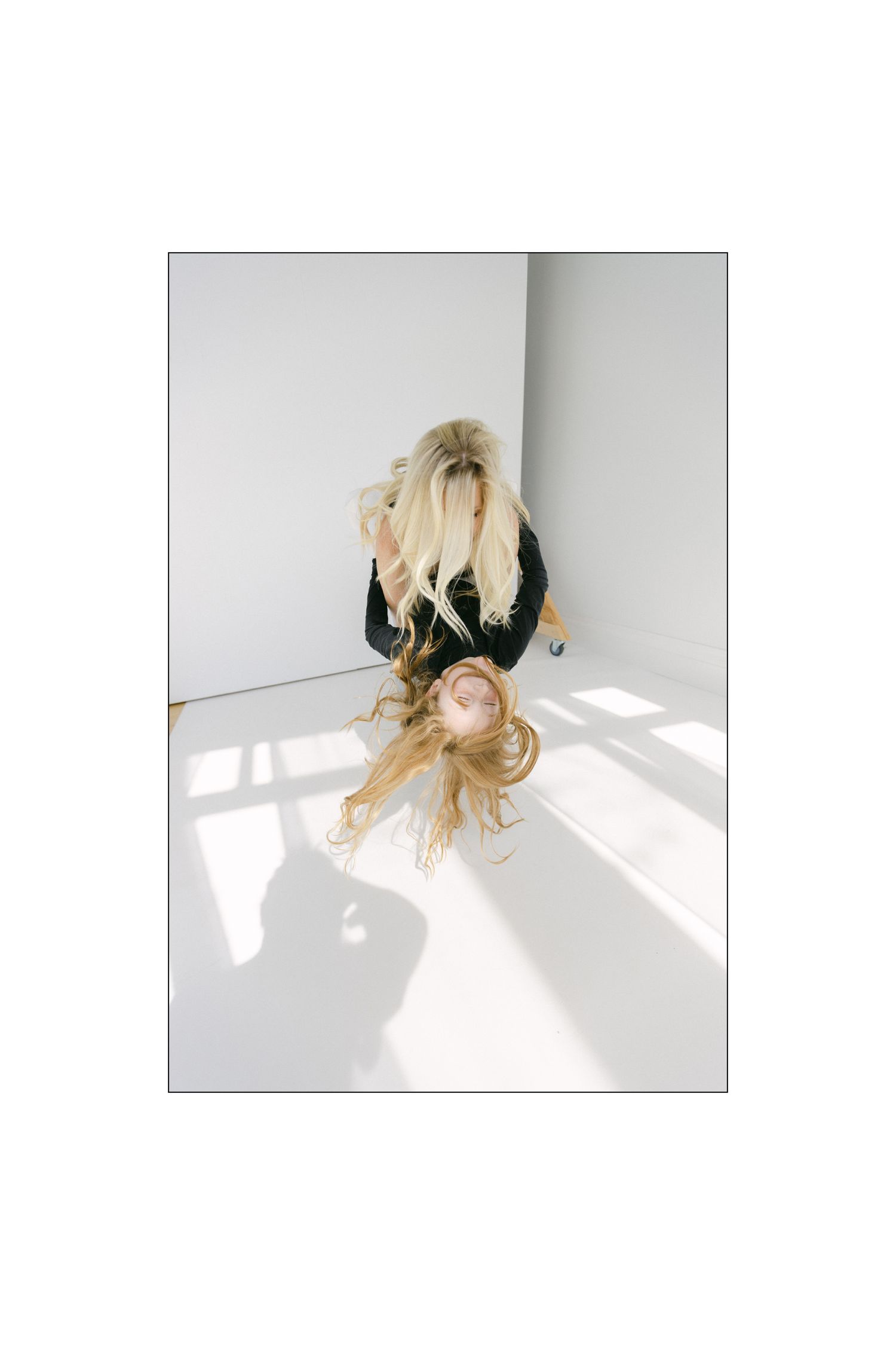 Seattle Editorial Family & Maternity Photography Captured by Dasha Denger of White Moth Studio