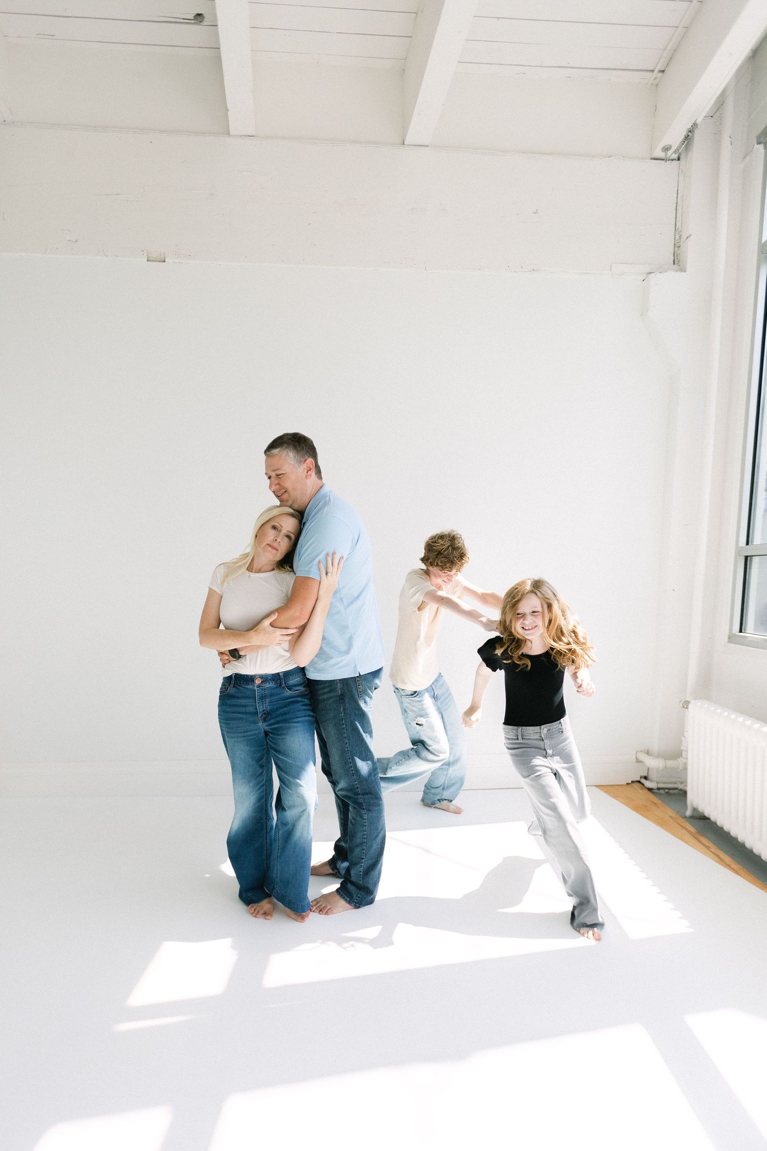 Seattle Editorial Family & Maternity Photography Captured by Dasha Denger of White Moth Studio