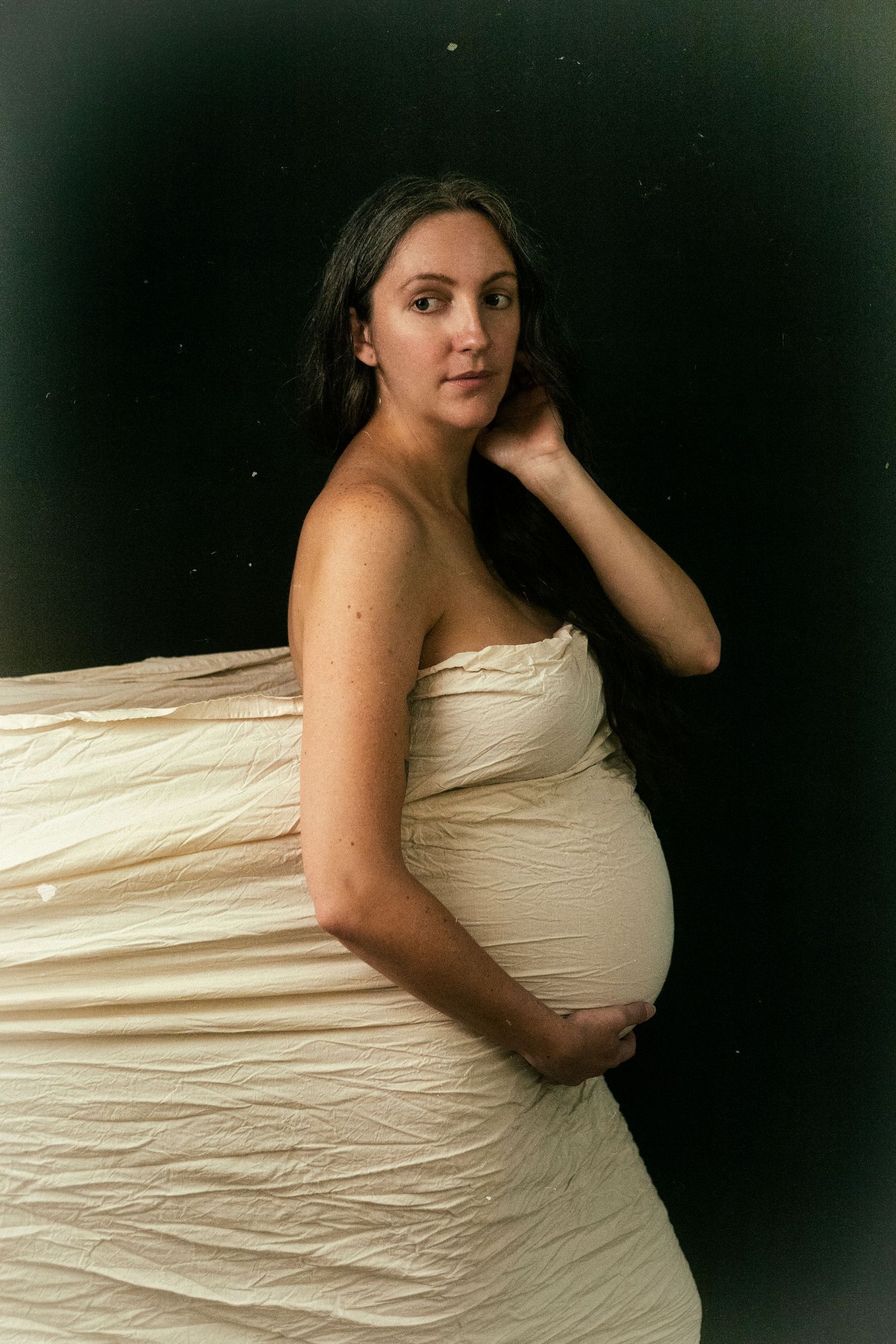Seattle Editorial Family & Maternity Photography Captured by Dasha Denger of White Moth Studio