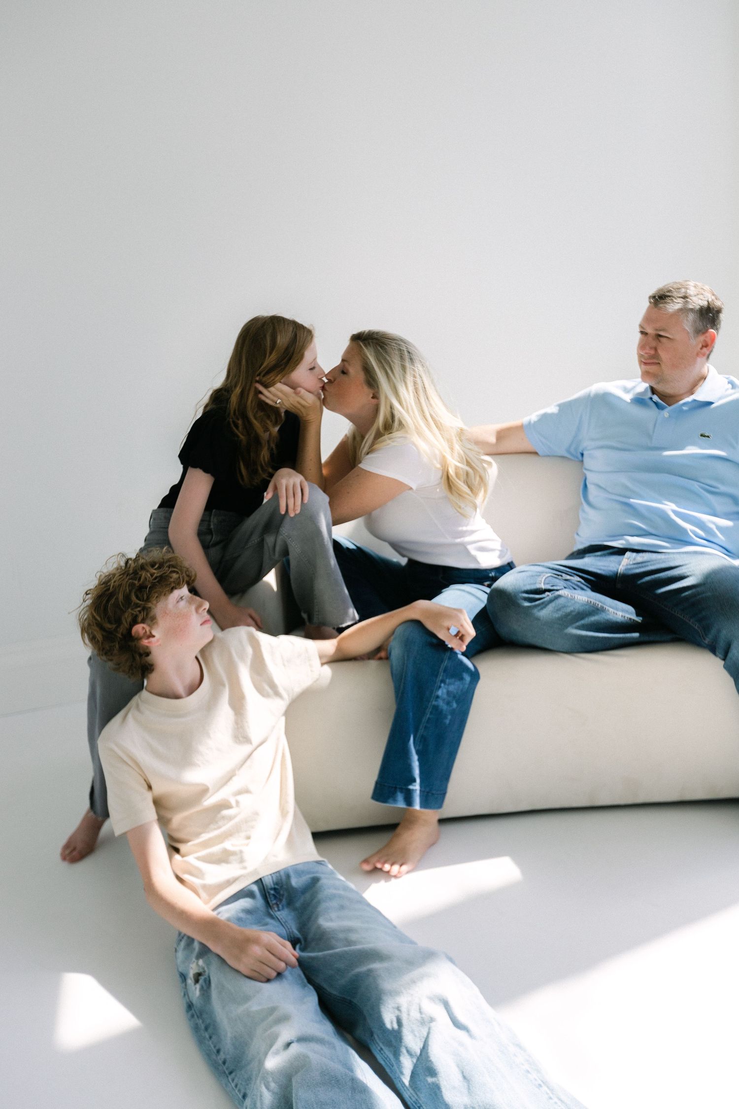 Seattle Editorial Family & Maternity Photography Captured by Dasha Denger of White Moth Studio