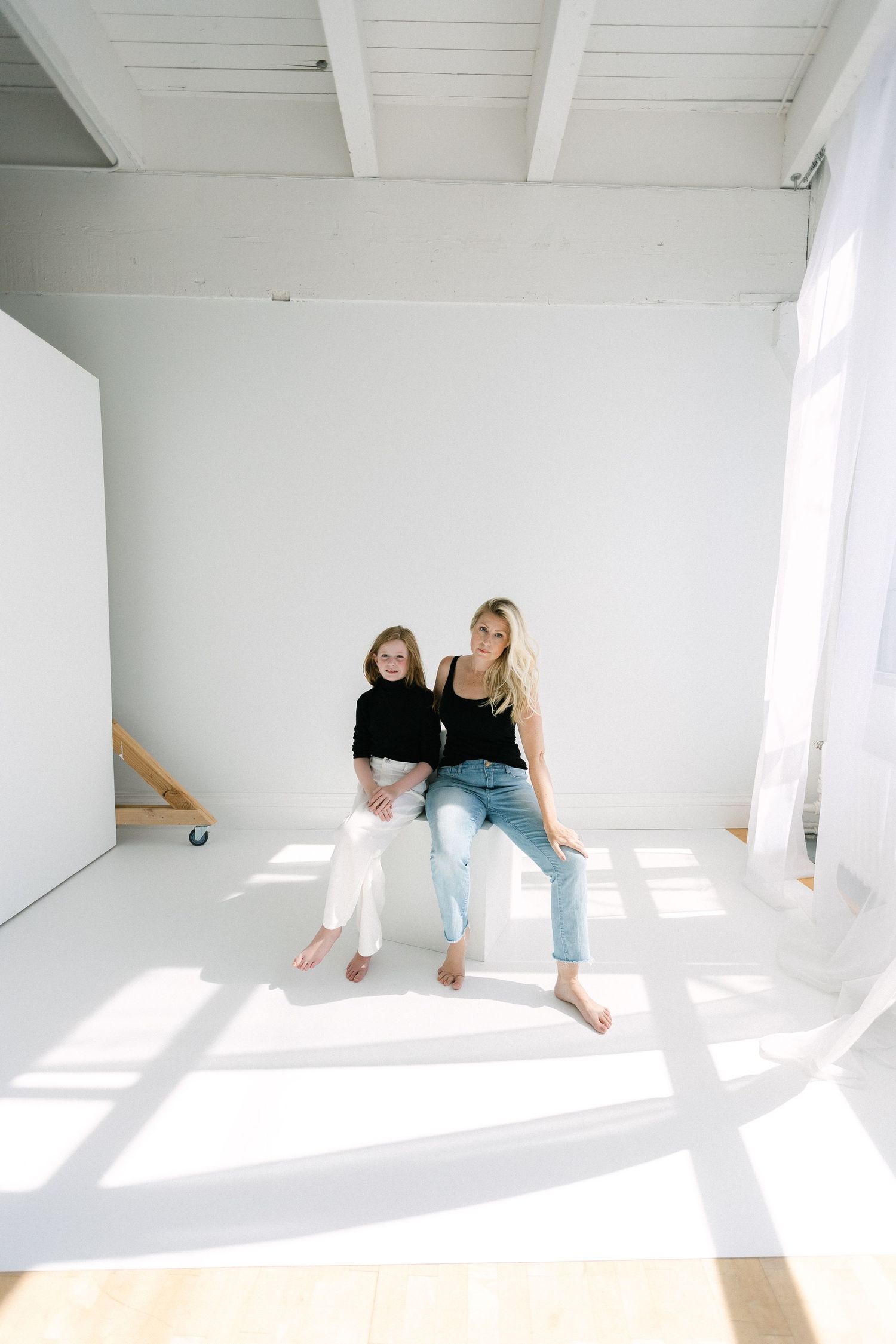 Seattle Editorial Family & Maternity Photography Captured by Dasha Denger of White Moth Studio