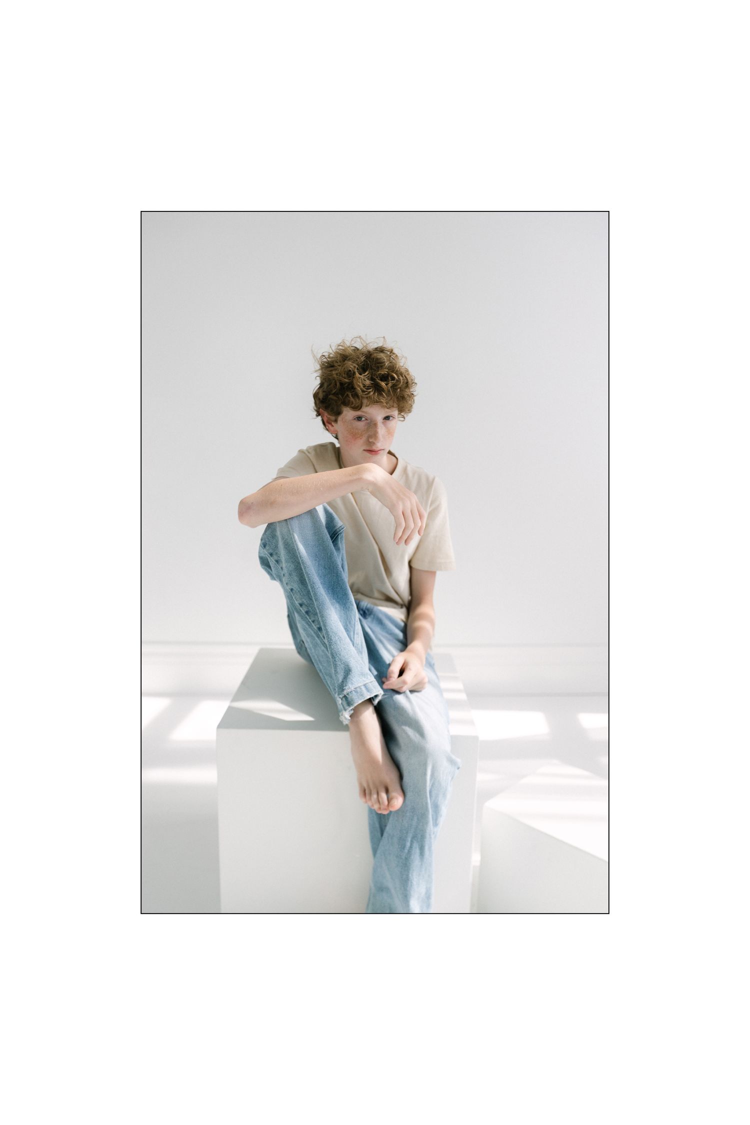 Seattle Editorial Family & Maternity Photography Captured by Dasha Denger of White Moth Studio