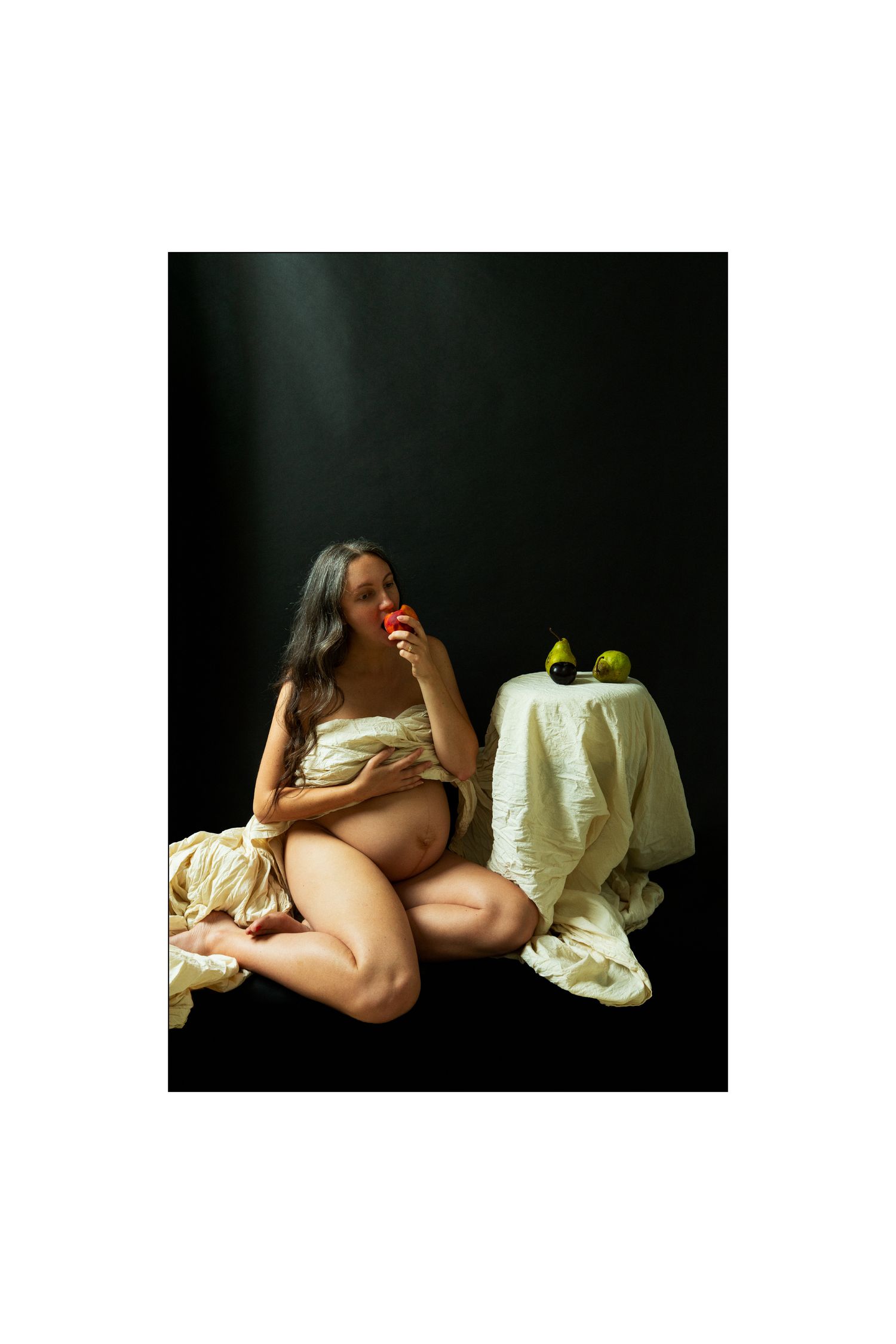 Seattle Editorial Family & Maternity Photography Captured by Dasha Denger of White Moth Studio