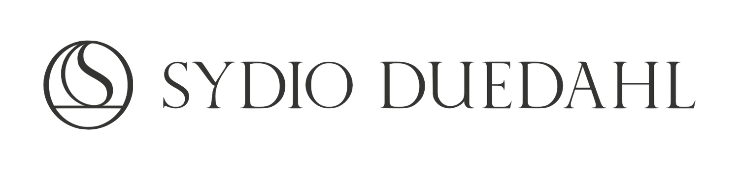 Isabella Sydio Duedahl specializes in studio, elopement, and sports photography - always with a focus on people, with empathy and care.
