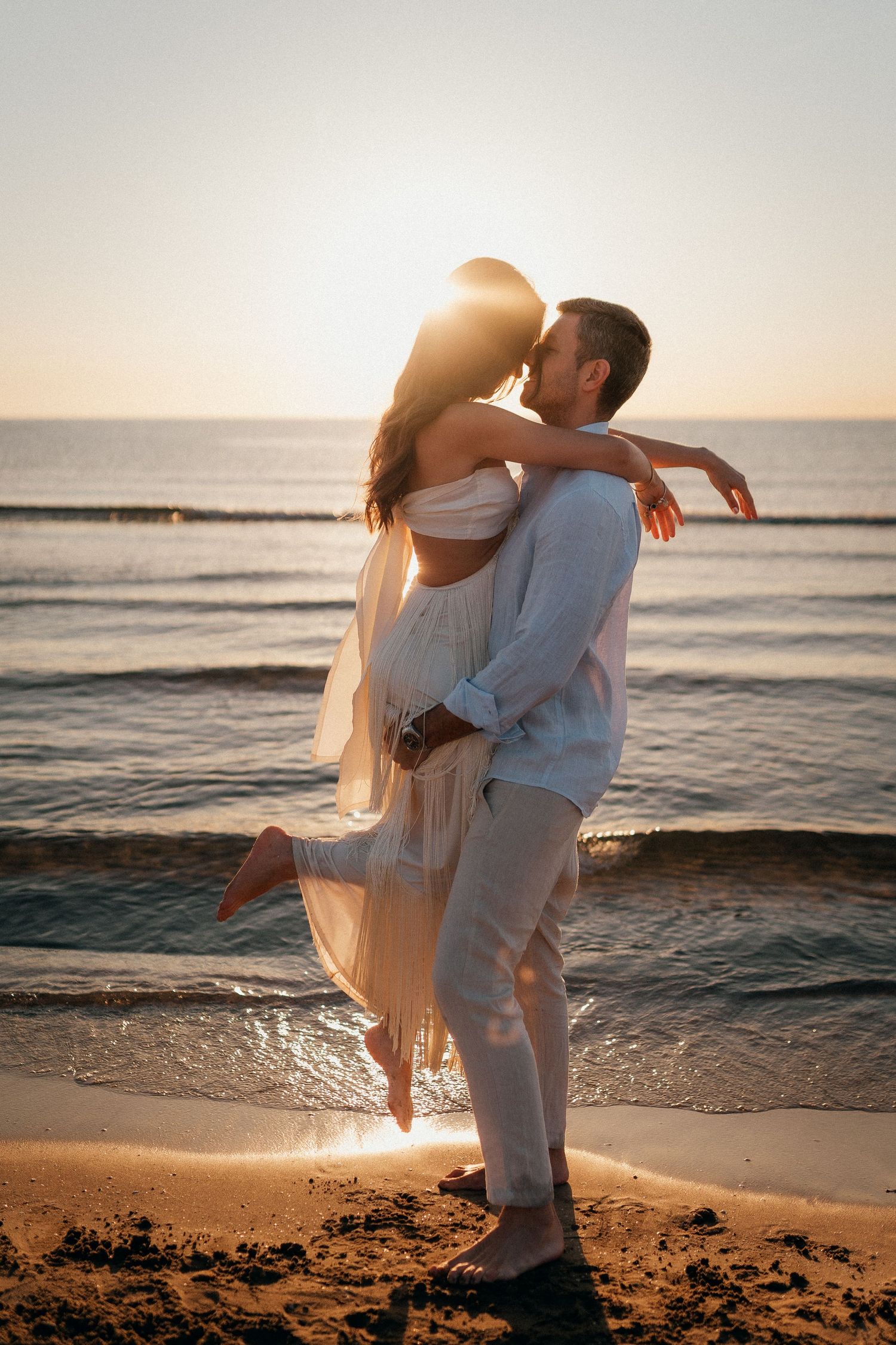 Editorial destination wedding photography in Valencia, Spain and worldwide for modern couples