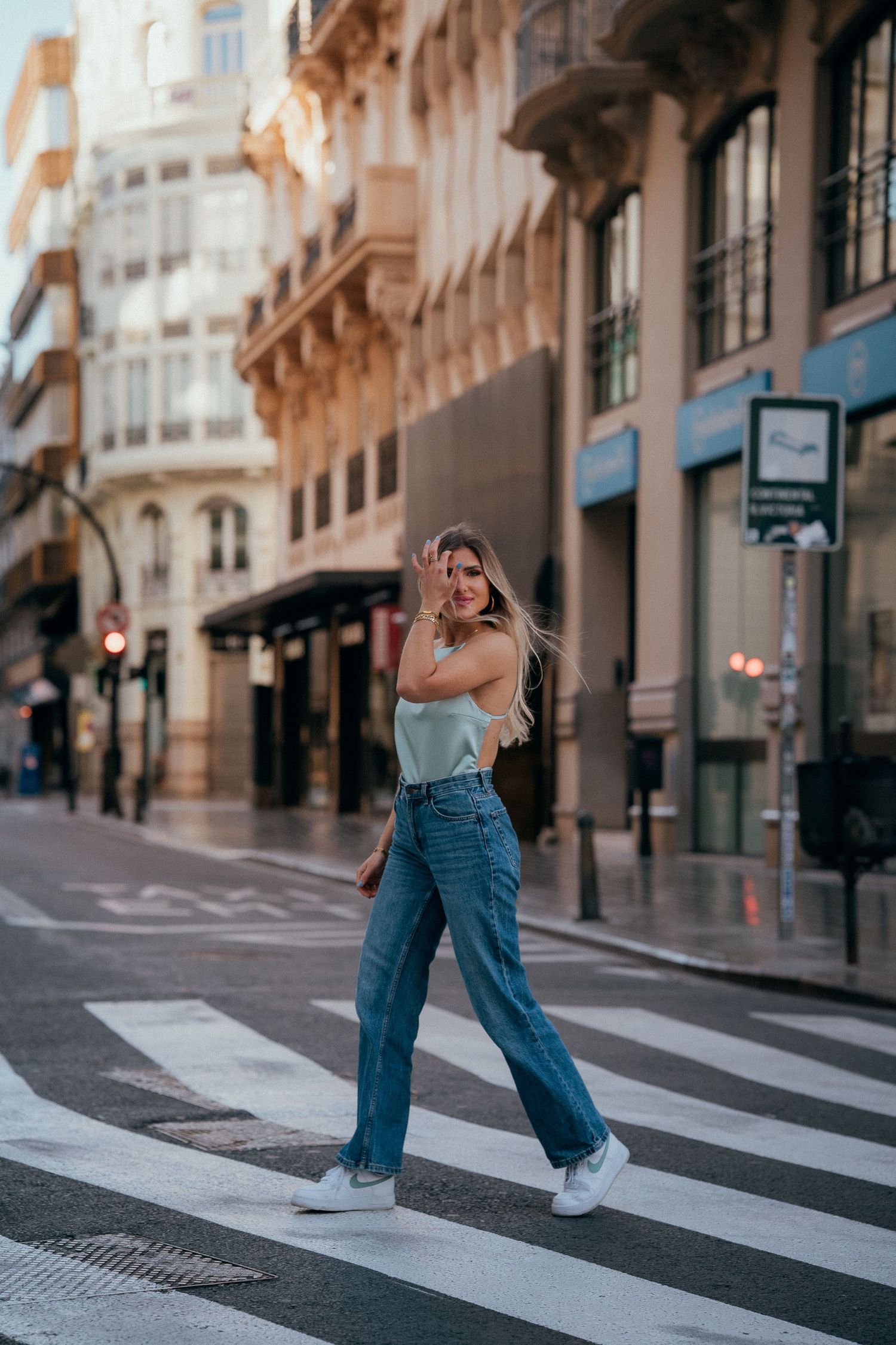 Editorial portrait photography in Valencia, Spain with natural light and authentic emotions