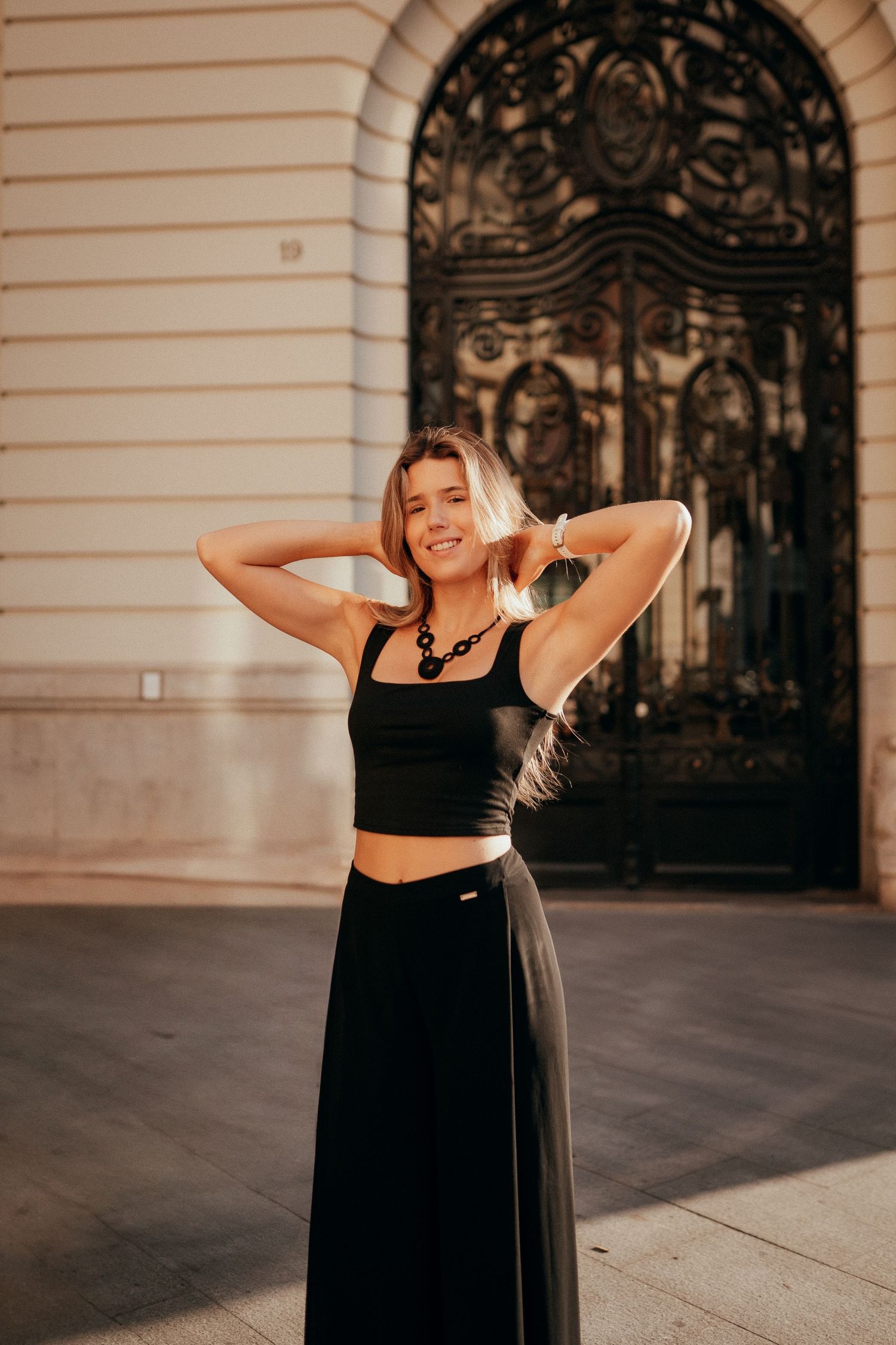 Editorial portrait photography in Valencia, Spain with natural light and authentic emotions
