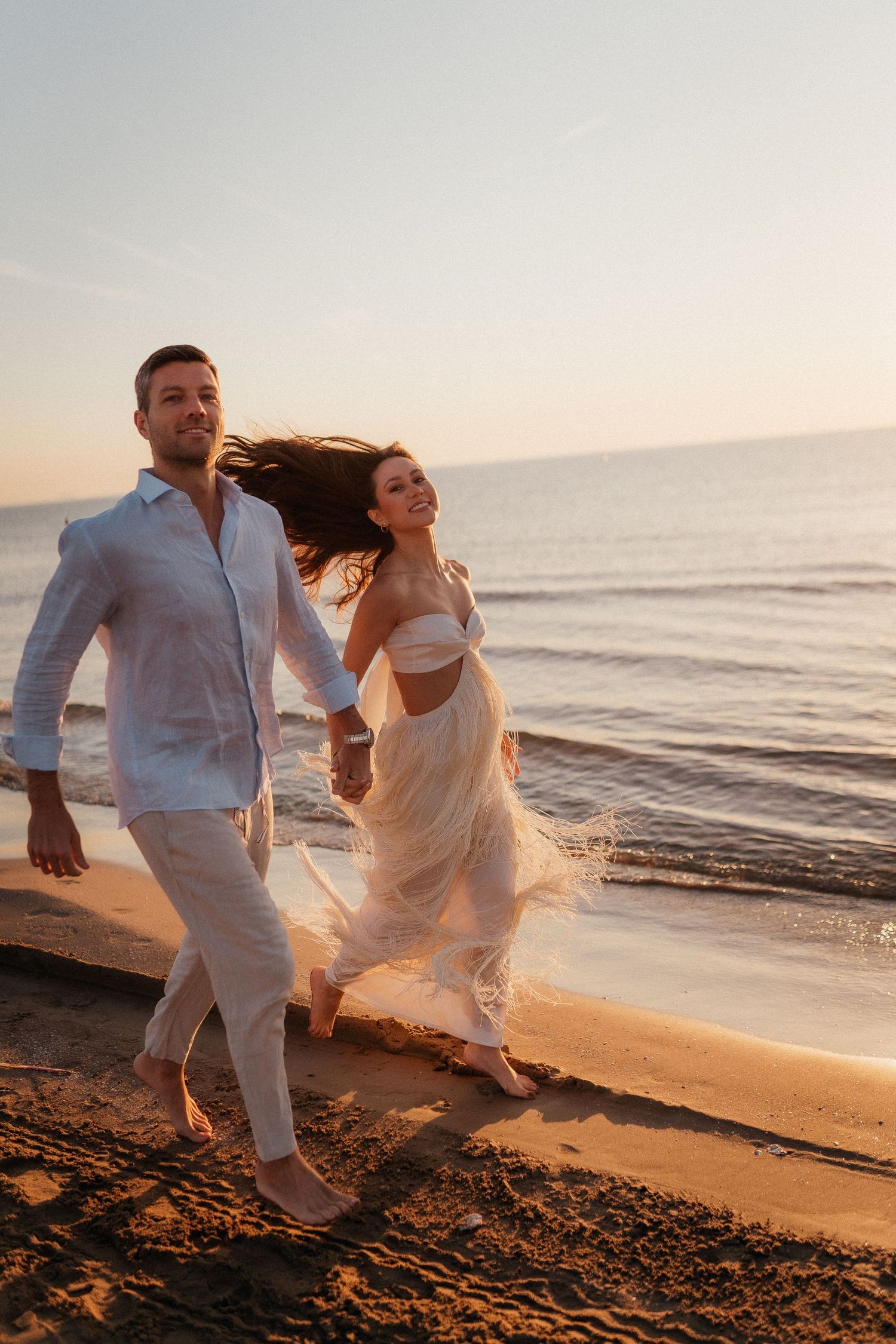 Editorial destination wedding photography in Valencia, Spain and worldwide for modern couples