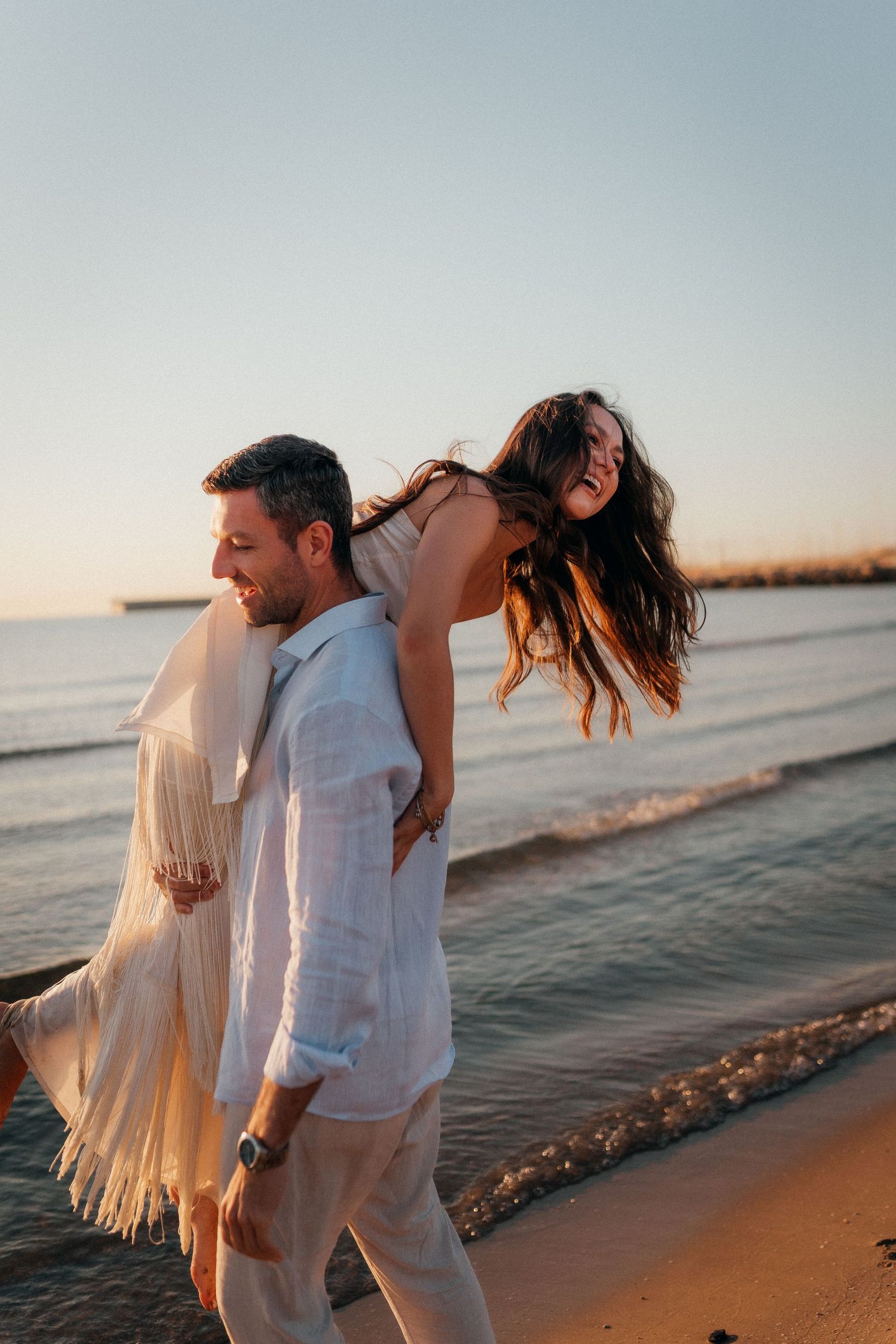 Editorial destination wedding photography in Valencia, Spain and worldwide for modern couples
