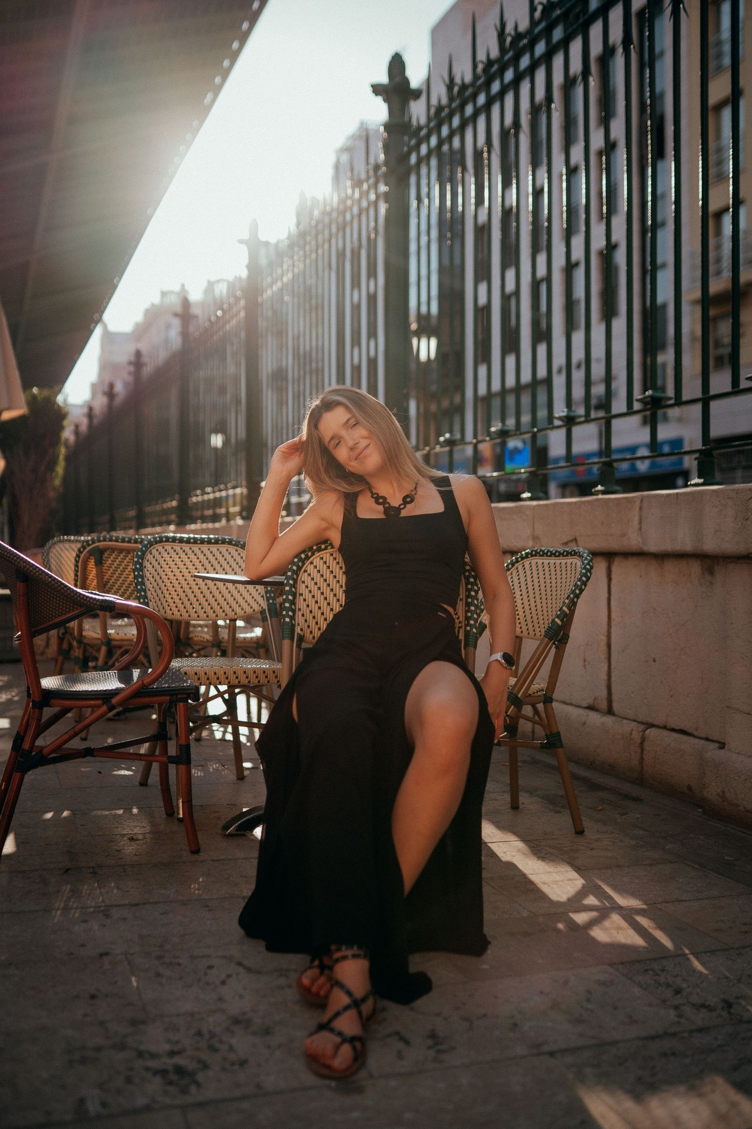 Editorial portrait photography in Valencia, Spain with natural light and authentic emotions