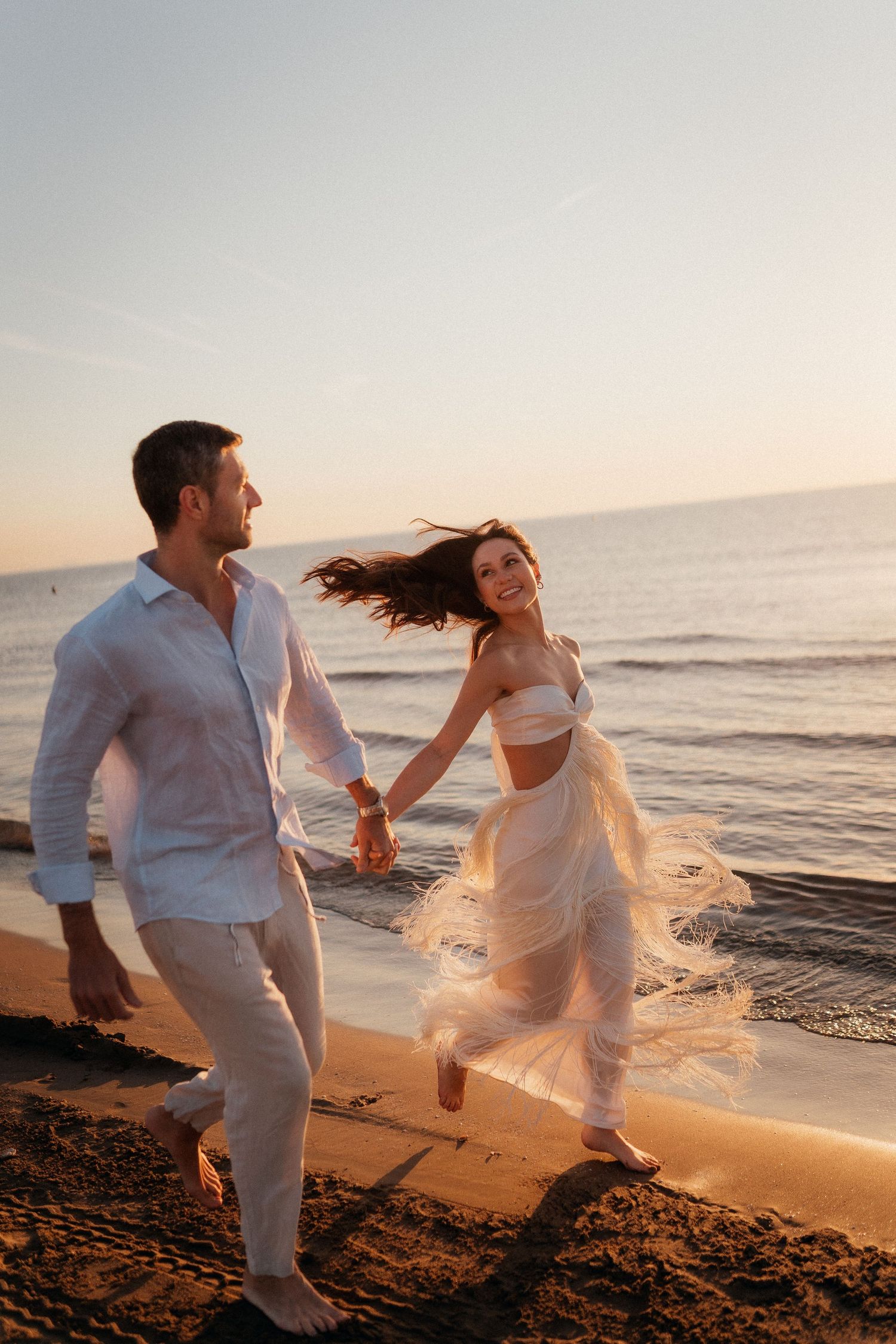 Editorial destination wedding photography in Valencia, Spain and worldwide for modern couples