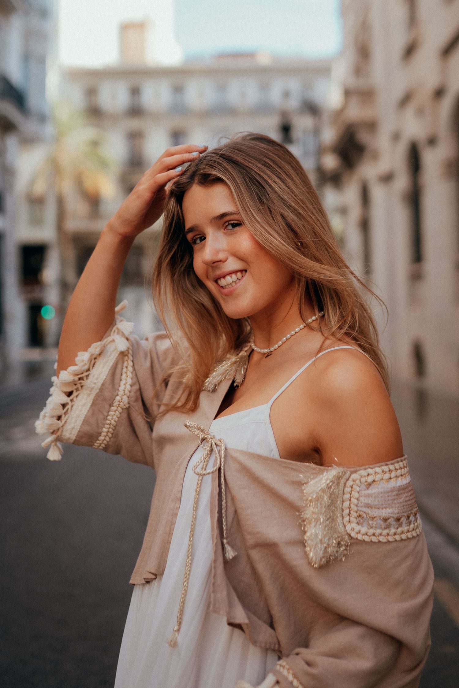 Editorial portrait photography in Valencia, Spain with natural light and authentic emotions