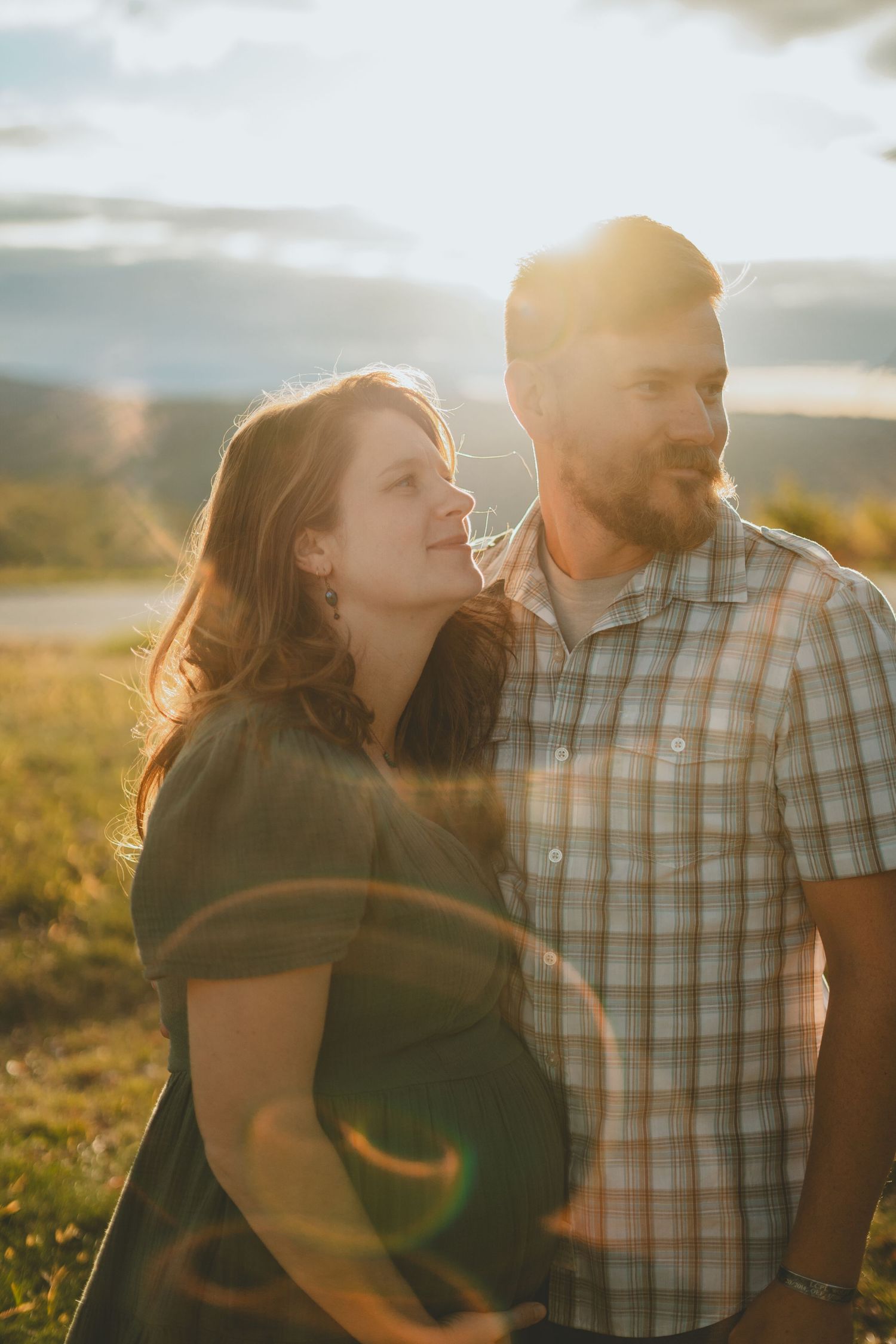 Family Photoshoot along the Saddle Overlook on The Blue Ridge Parkway, VA | Kyra Calyn Photography
