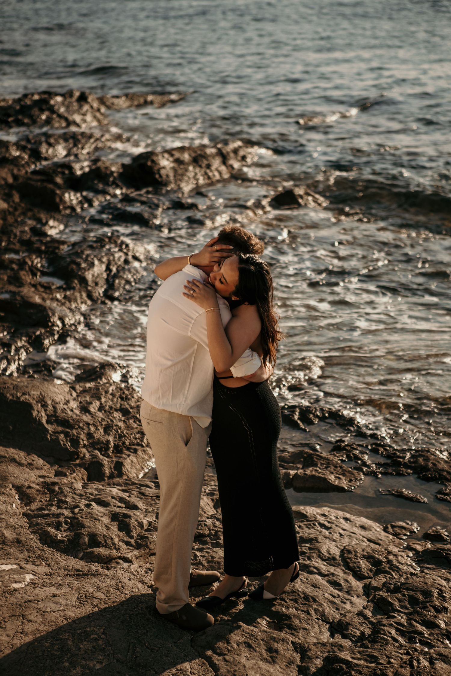 Vacation Photographer Dubrovnik Split Hvar Croatia
Couple sharing a kiss with a stunning sunset backdrop on a Croatian beach