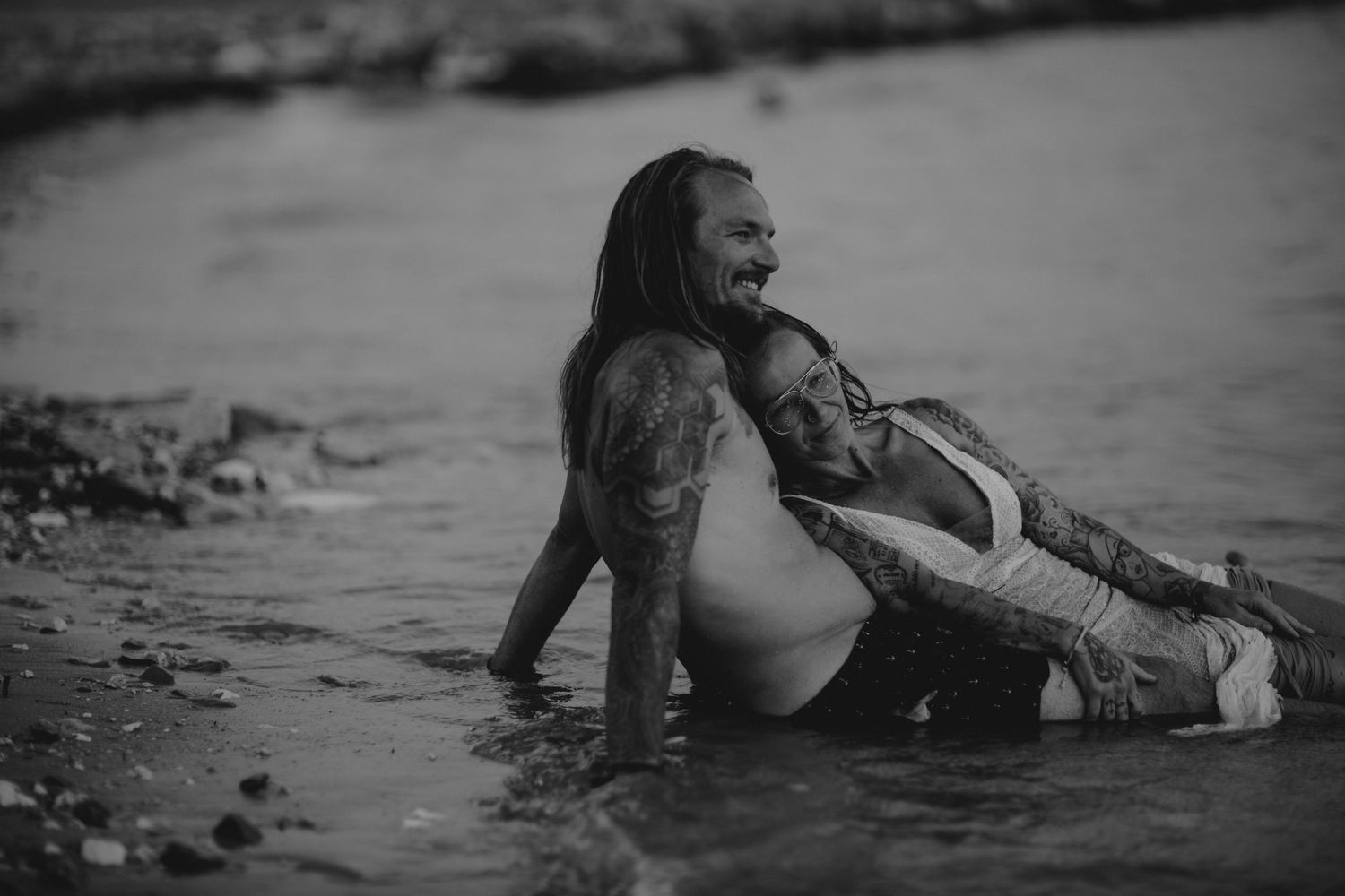Hvar Engagement photographer Croatia
Engaged couple embracing at golden hour on the sandy shore in Split