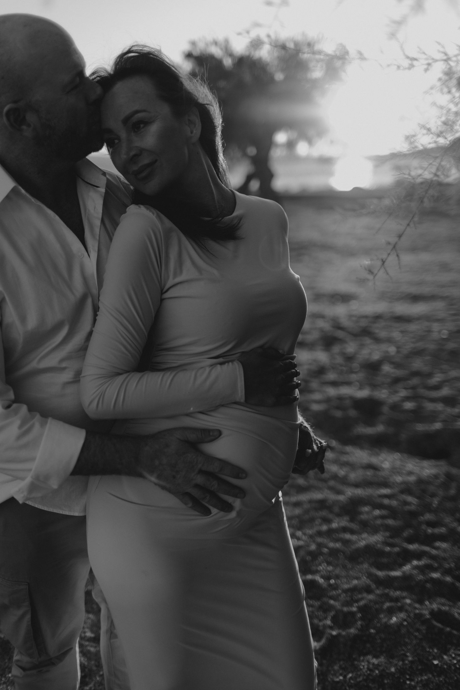 Couple Photographer Dubrovnik Split Hvar Croatia
Expecting parents smiling together during a beach pregnancy shoot in Split.