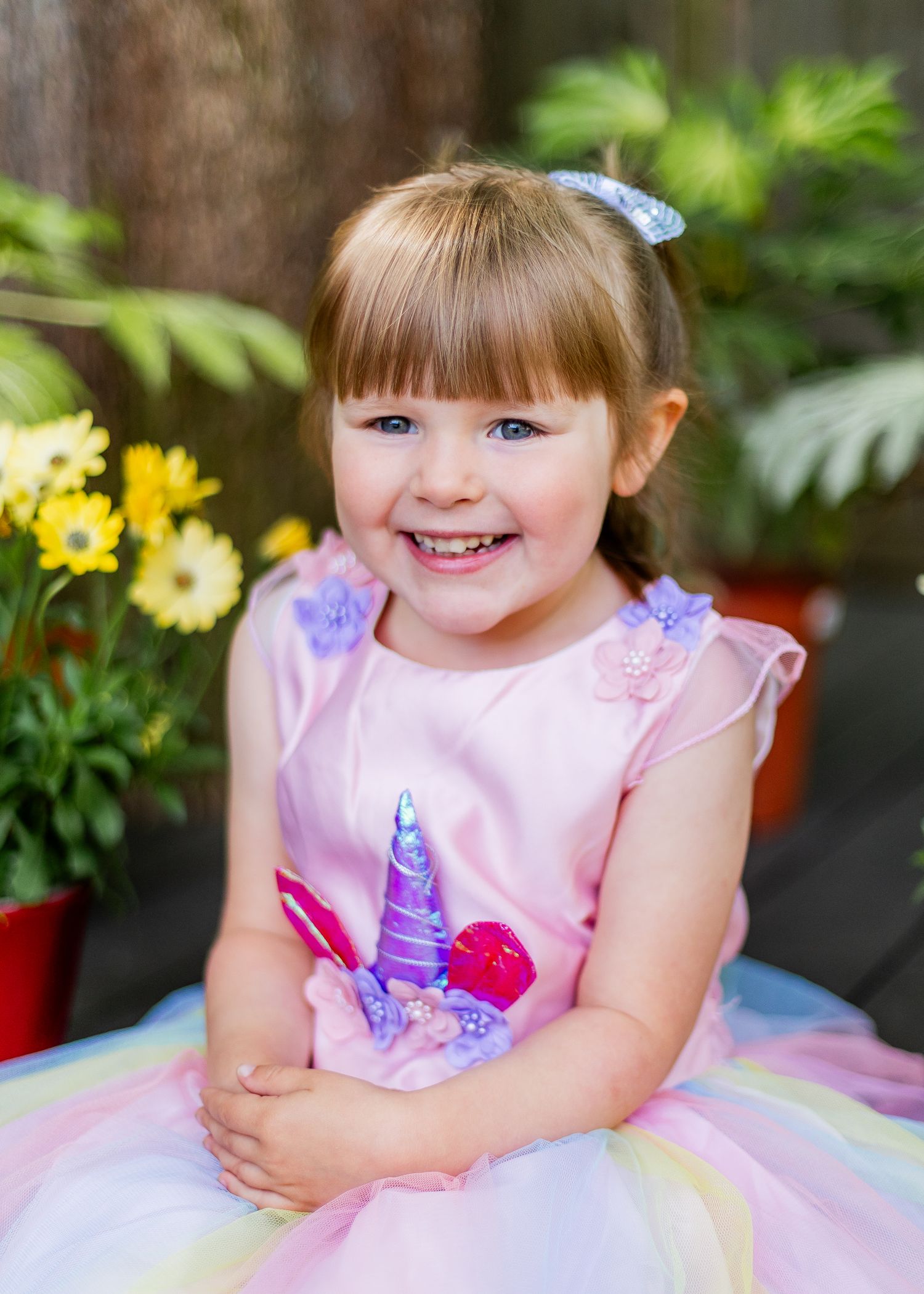 Natural outdoor nursery and school photographer