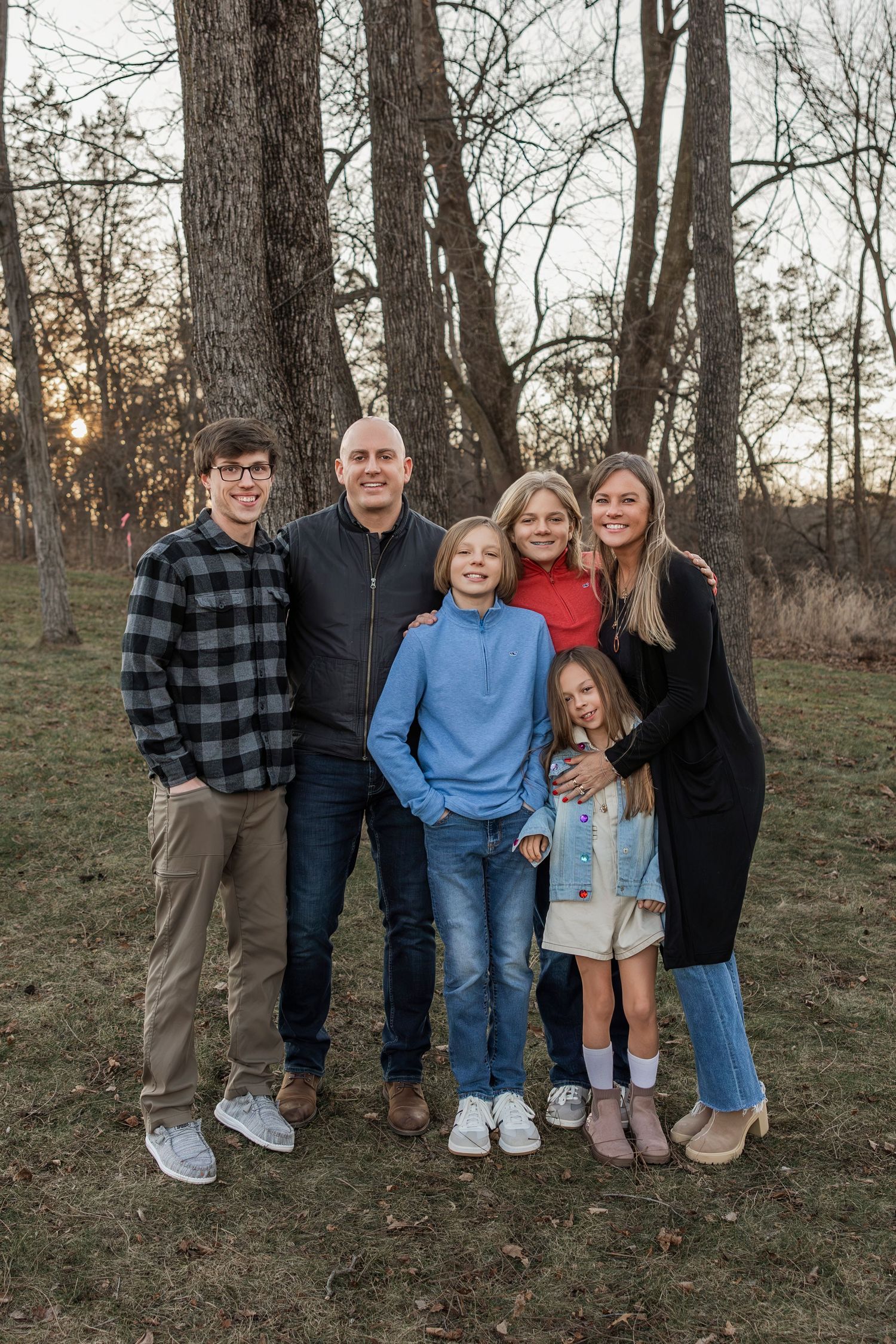 Wedding and engagement photographer based in Dubuque, Iowa capturing natural, timeless moments.