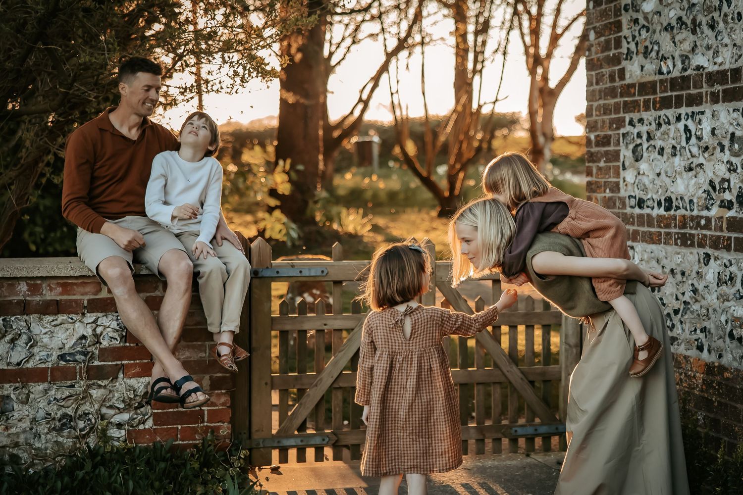 Wedding and engagement photographer based in Dubuque, Iowa capturing natural, timeless moments.