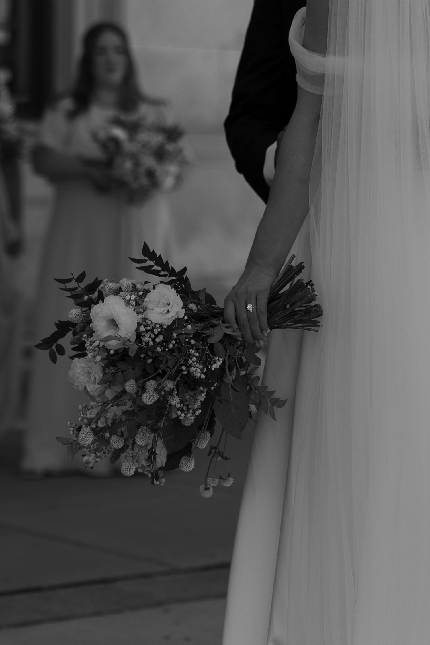Wedding and engagement photographer based in Dubuque, Iowa capturing natural, timeless moments.