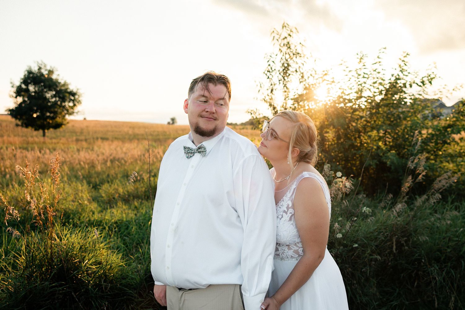 Wedding and engagement photographer based in Dubuque, Iowa capturing natural, timeless moments.