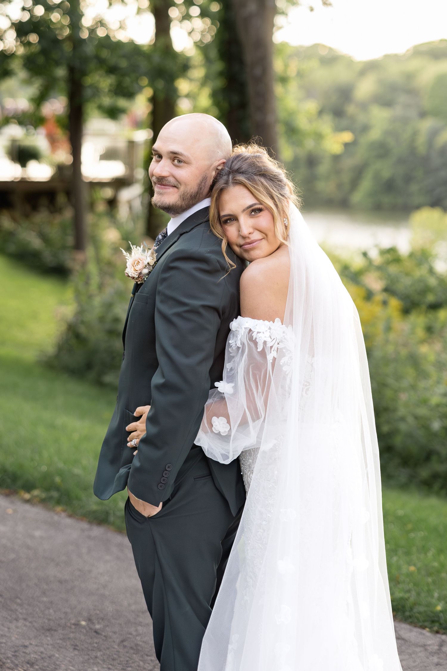 Wedding and engagement photographer based in Dubuque, Iowa capturing natural, timeless moments.