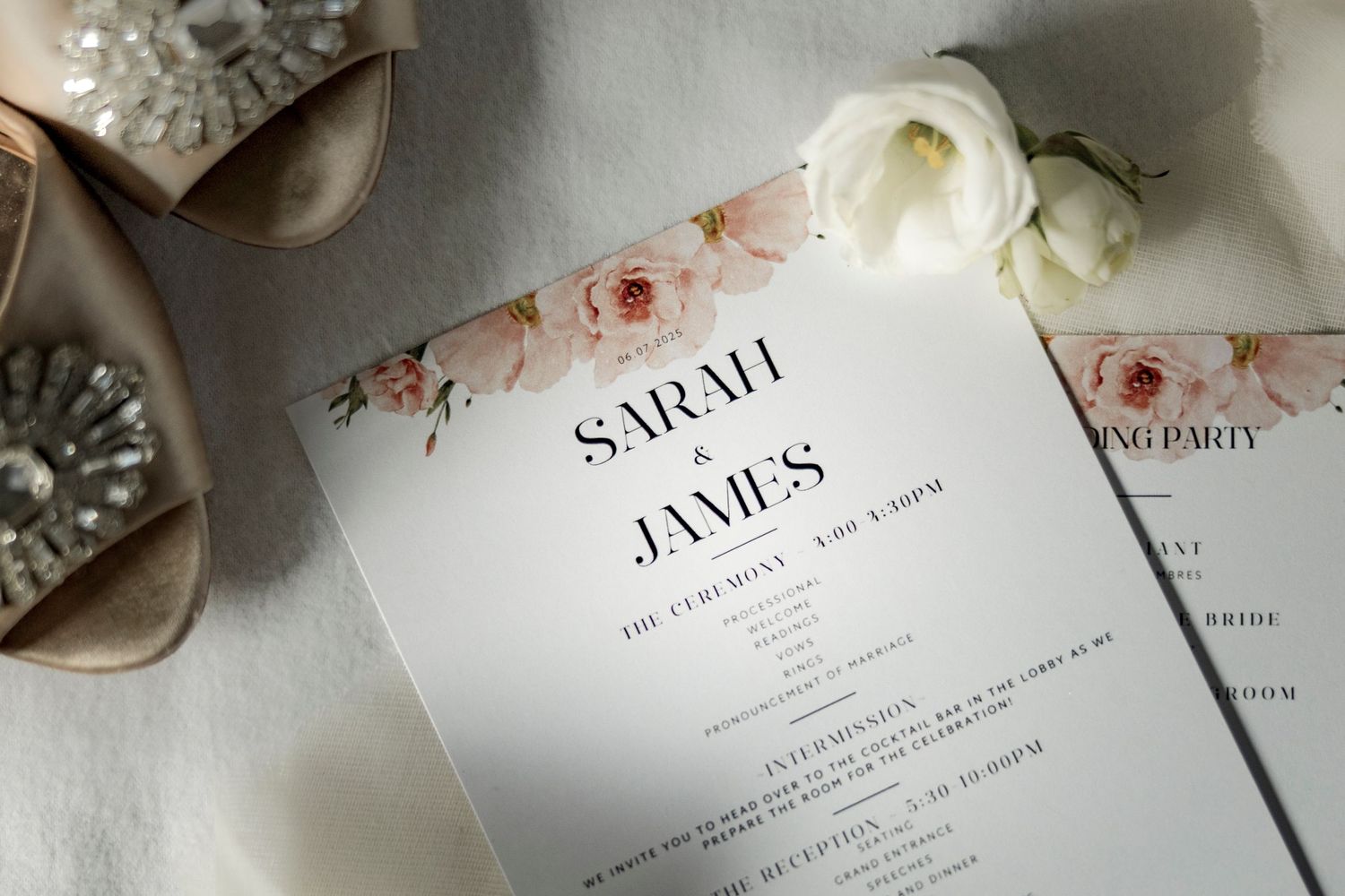 Wedding and engagement photographer based in Dubuque, Iowa capturing natural, timeless moments.