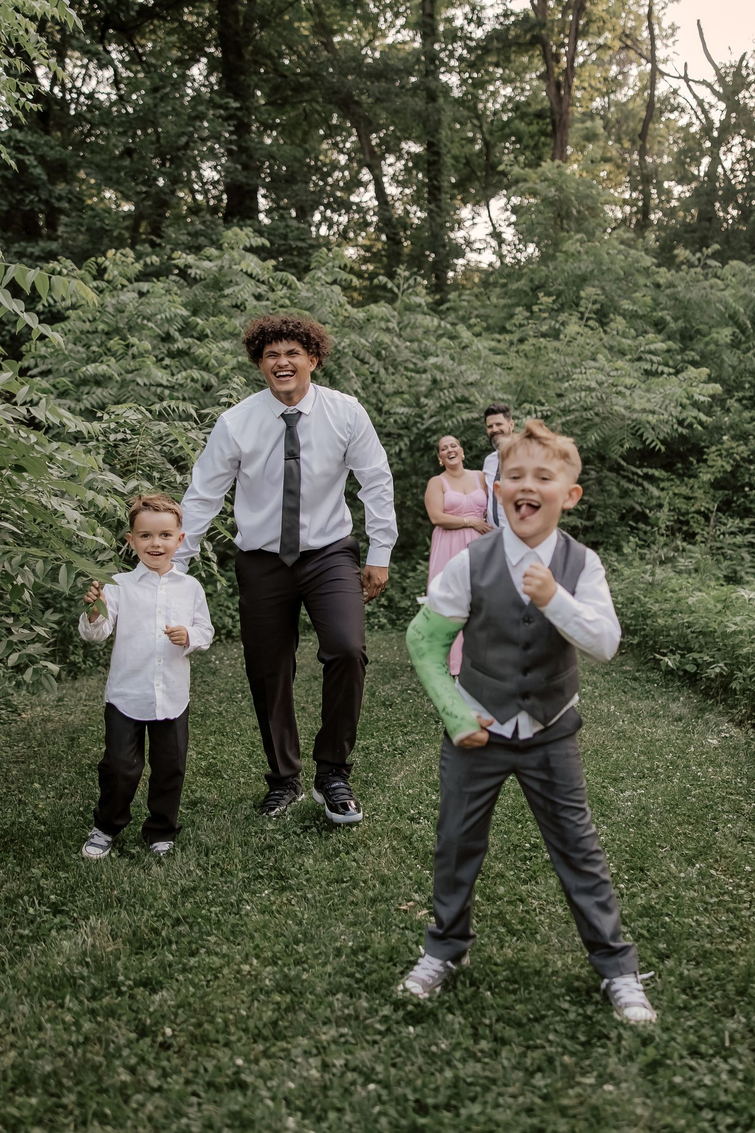 Wedding and engagement photographer based in Dubuque, Iowa capturing natural, timeless moments.