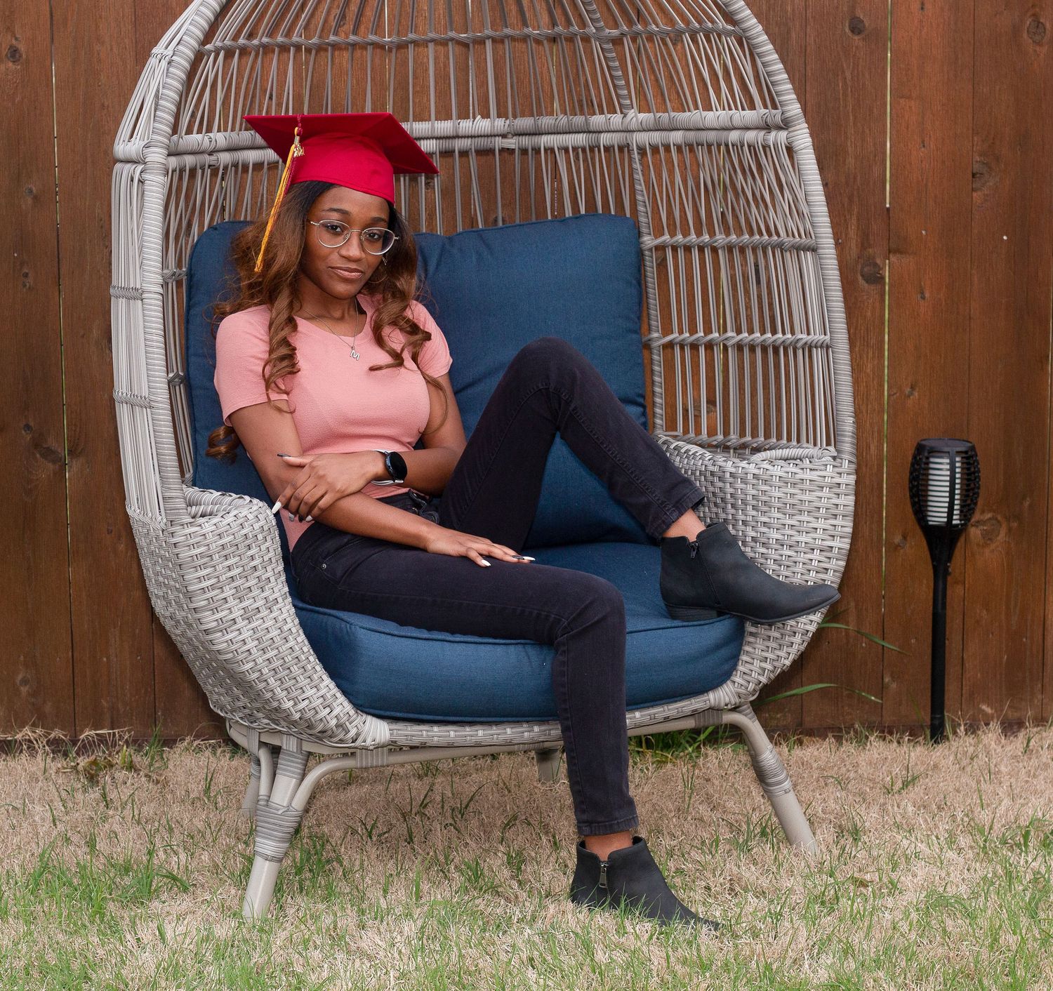 Celebrate your graduation with stunning senior portraits in Oklahoma. R&T Photography specializes in capturing this milestone.