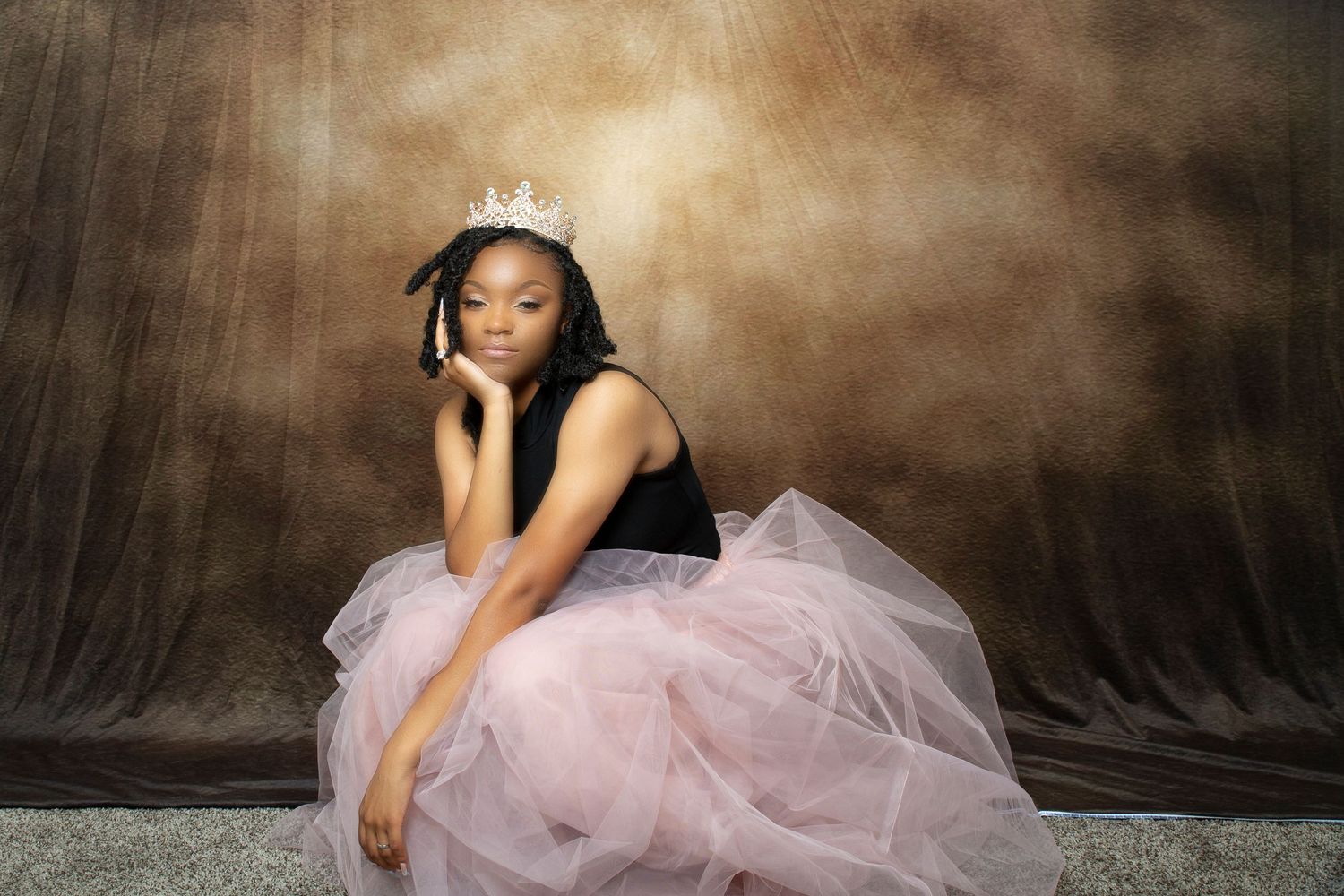 R&T Photography offers beautiful  portraits in Oklahoma. Natural, timeless, and filled with memories.
