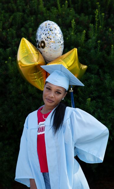 Celebrate your graduation with stunning senior portraits in Oklahoma. R&T Photography specializes in capturing this milestone.